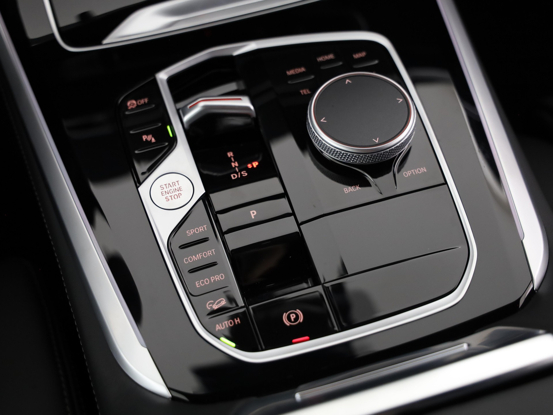 BMW X5 40i xDrive SAG-image-16