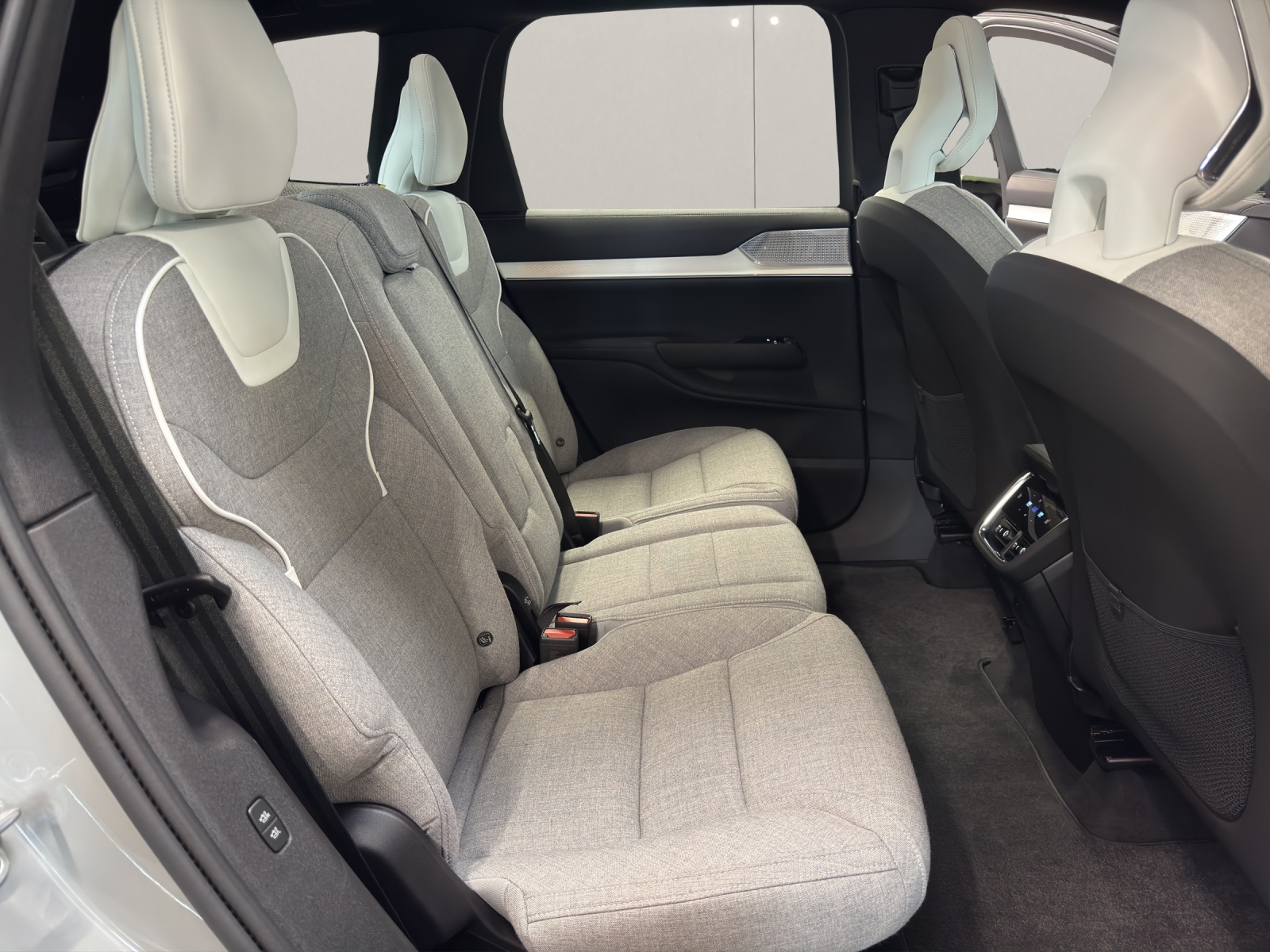 VOLVO EX90 Twin Performance Ultra AWD-image-15