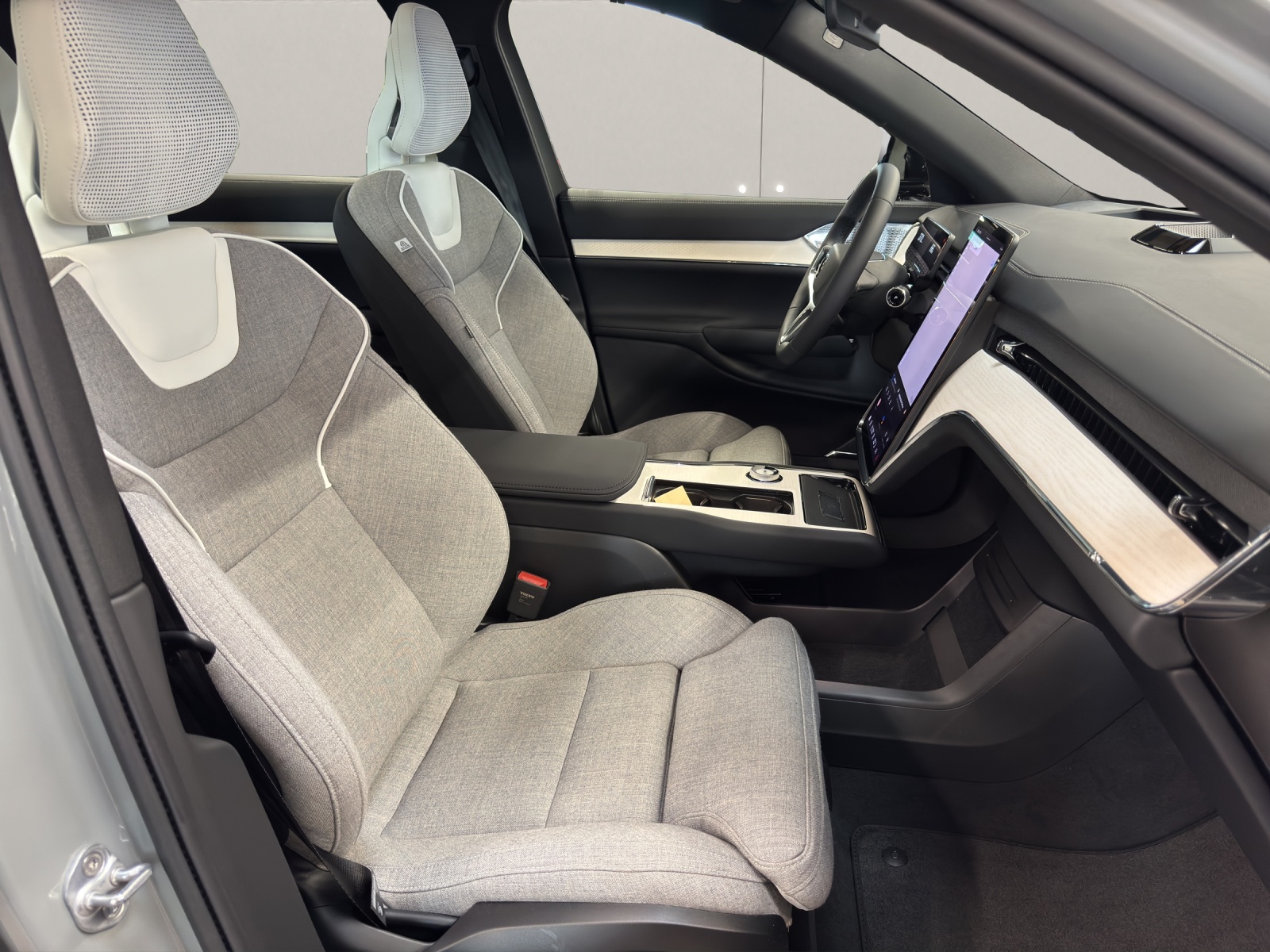 VOLVO EX90 Twin Performance Ultra AWD-image-12