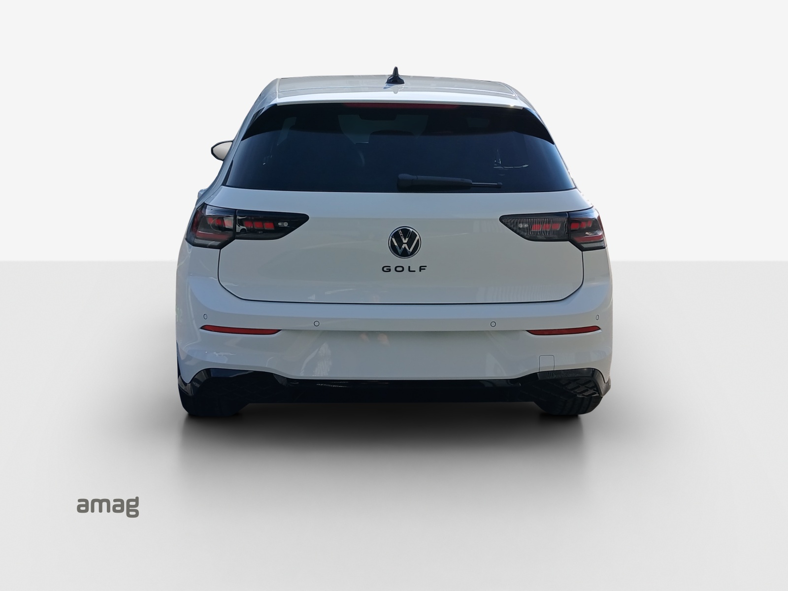 VW Golf 1.5 e TSI mHEV R-Line DSG-image-3