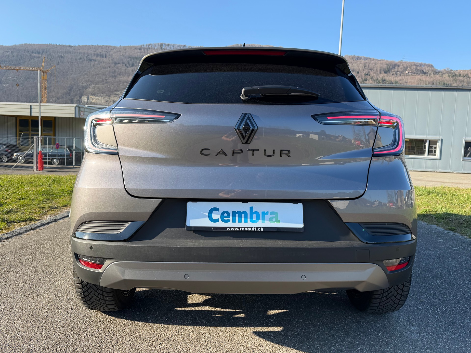 RENAULT CAPTUR "ALPINE" 1.3 TCE ESPRIT" ALPINE" CH WAGEN MIT RENAULT VOLLGARANTIE. NETTO 25`500.--image-10