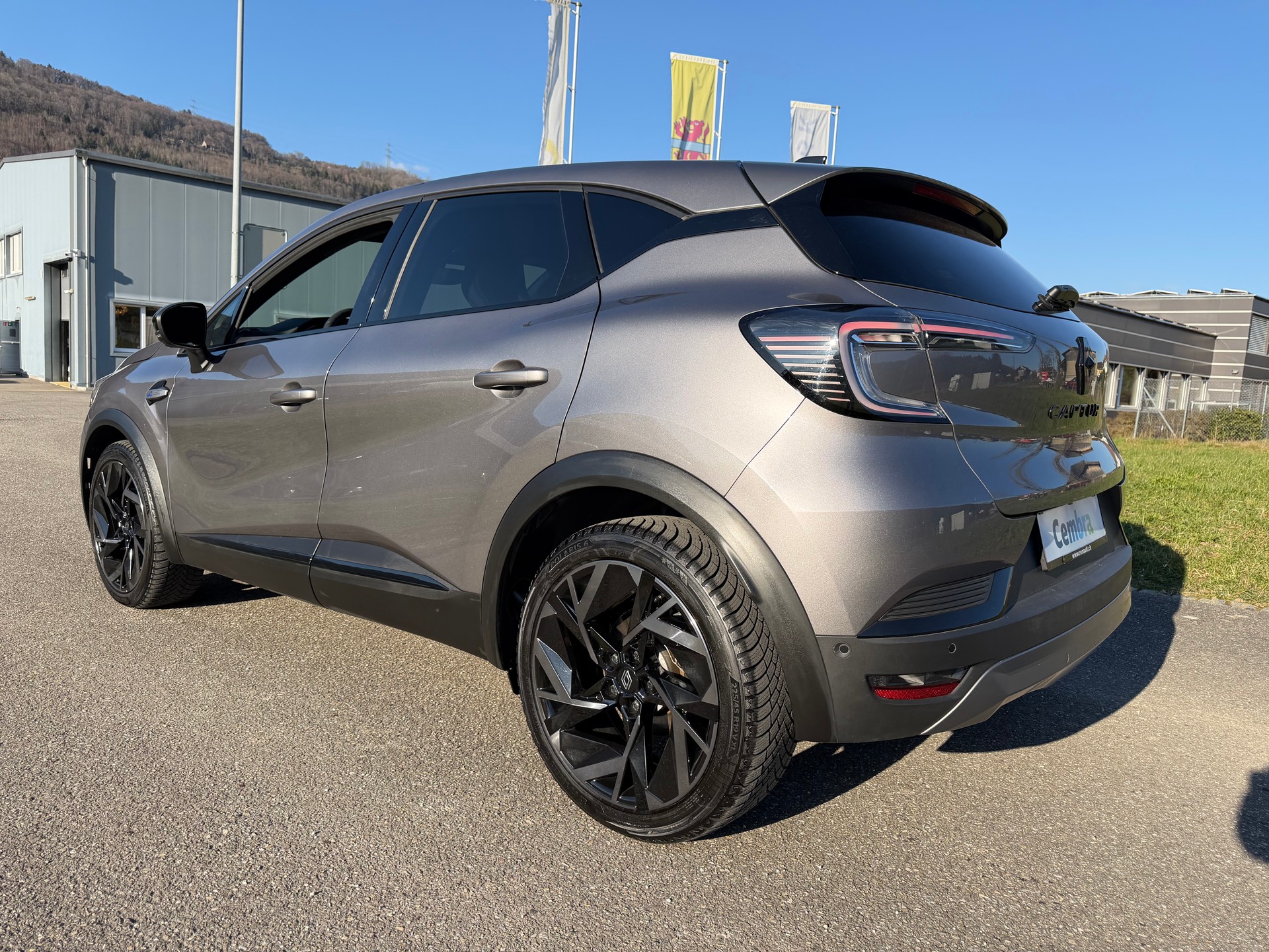 RENAULT CAPTUR "ALPINE" 1.3 TCE ESPRIT" ALPINE" CH WAGEN MIT RENAULT VOLLGARANTIE. NETTO 25`500.--image-7