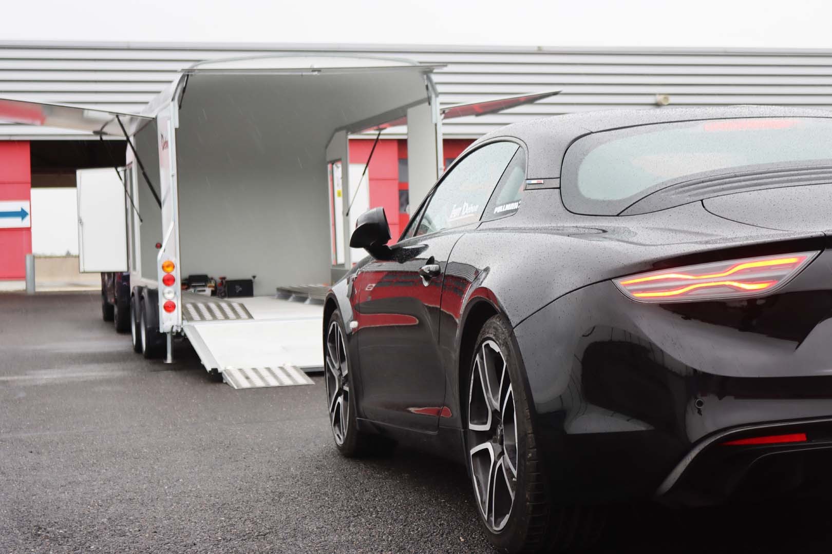 CHEVAL LIBERTE Debon Roadster 1000 Autotransportanhänger geschlossen-image-4