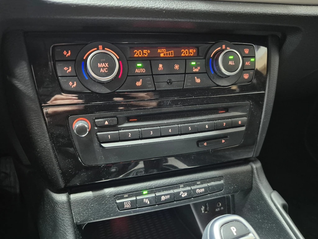 BMW X1 xDrive 18d xLine Steptronic-image-12