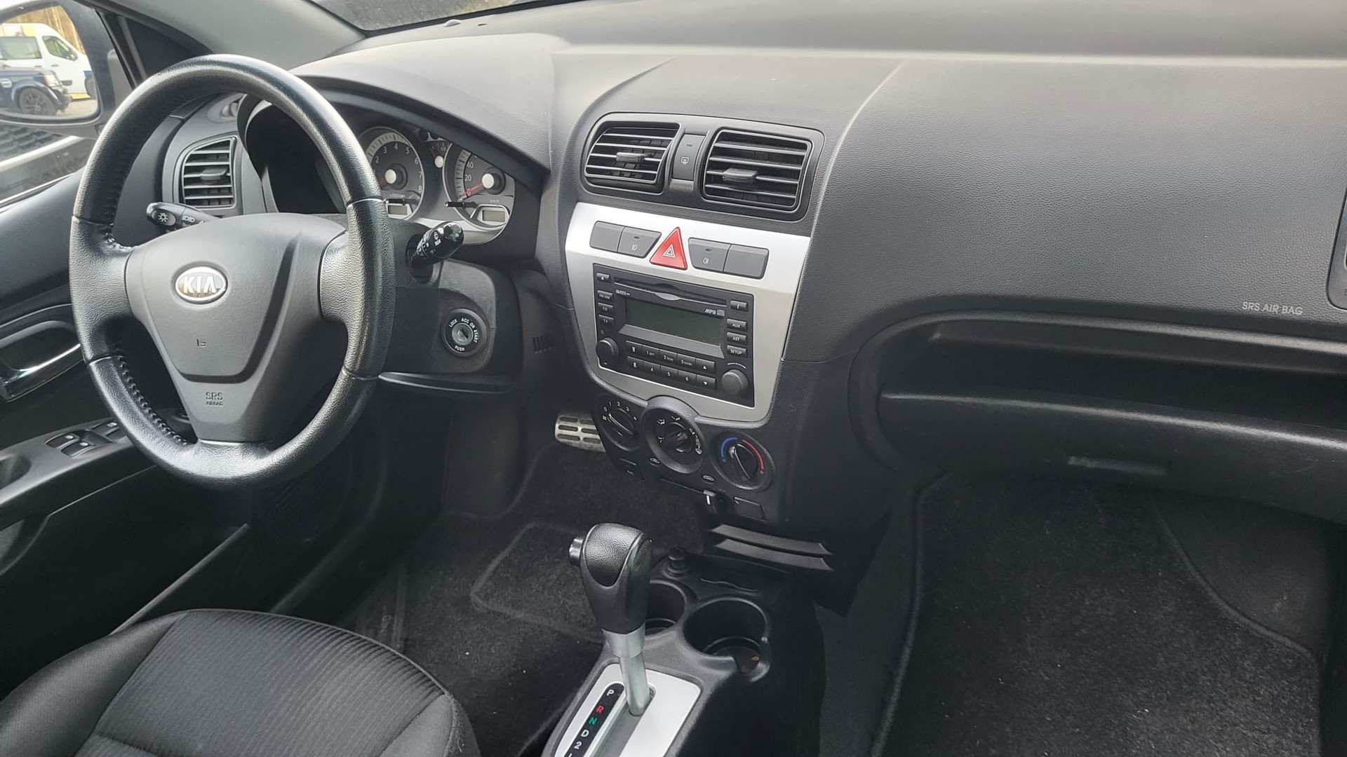 KIA Picanto 1.1 Style Automatic-image-7