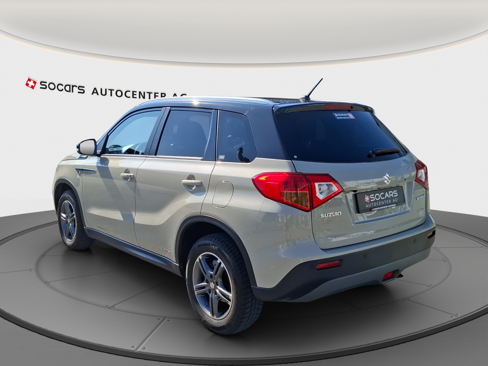 SUZUKI Vitara 1.6 Compact Top // 8-fach Aluminiumbereift-image-4