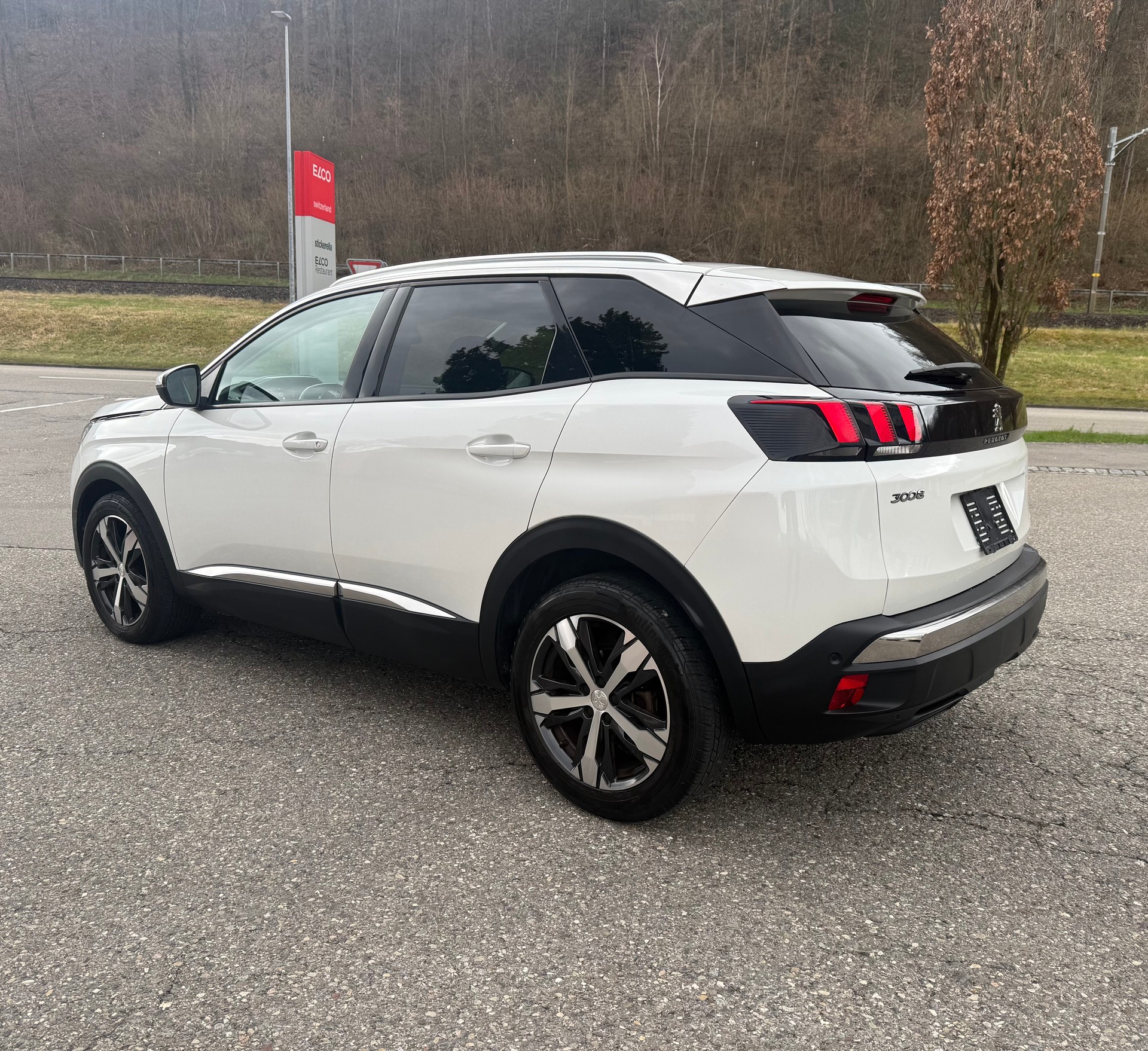 PEUGEOT 3008-image-6