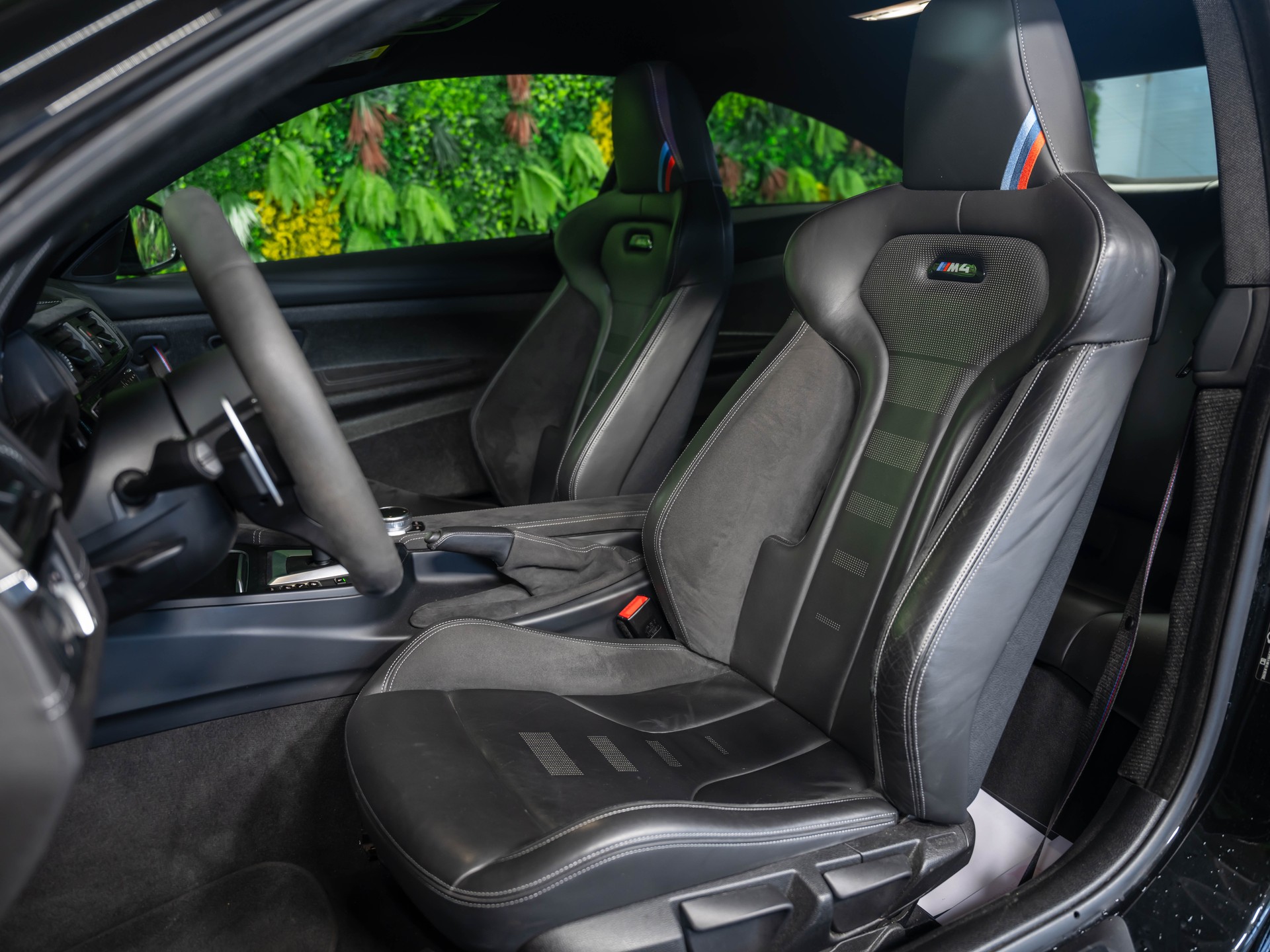 BMW M4 Coupé CS DKG-image-10