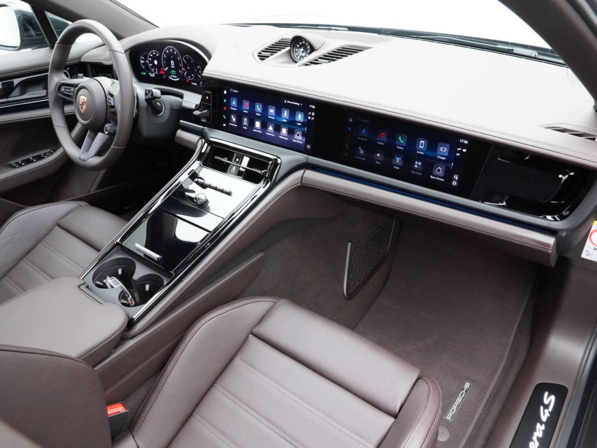 PORSCHE Panamera 4S E-Hybrid-image-23