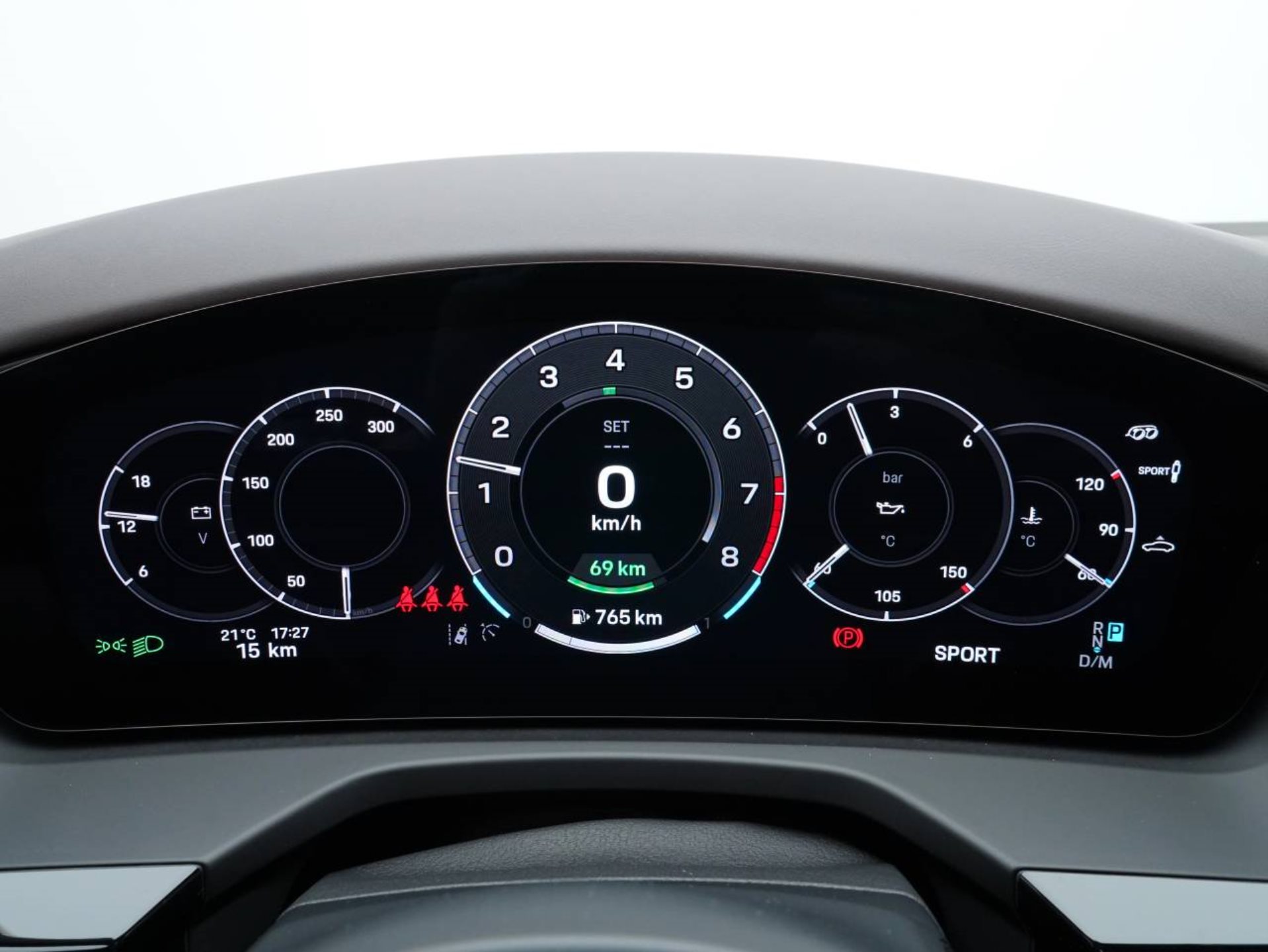 PORSCHE Panamera 4S E-Hybrid-image-16