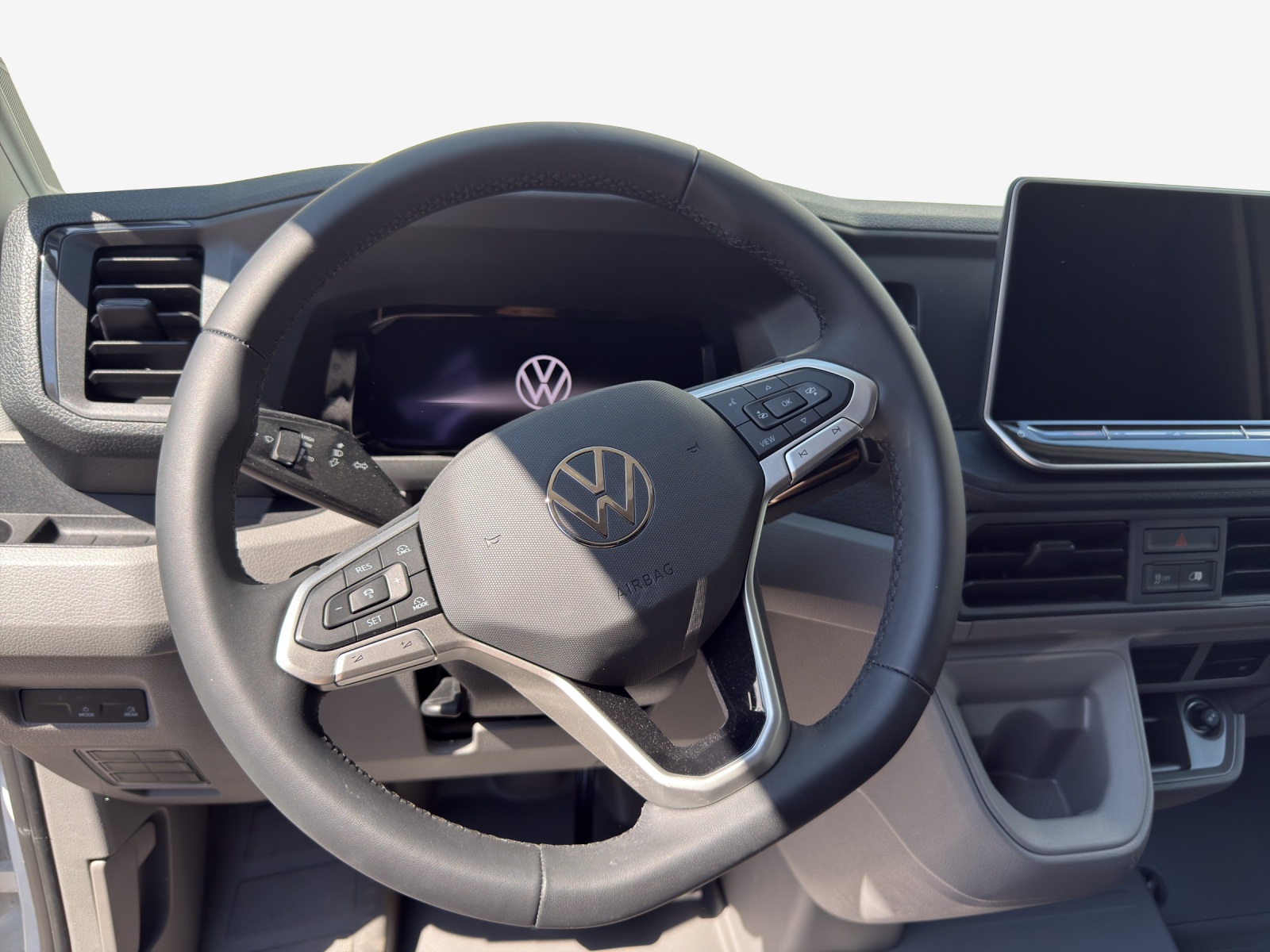 VW Crafter 35 2.0 BiTDI Entry L3 A-image-9