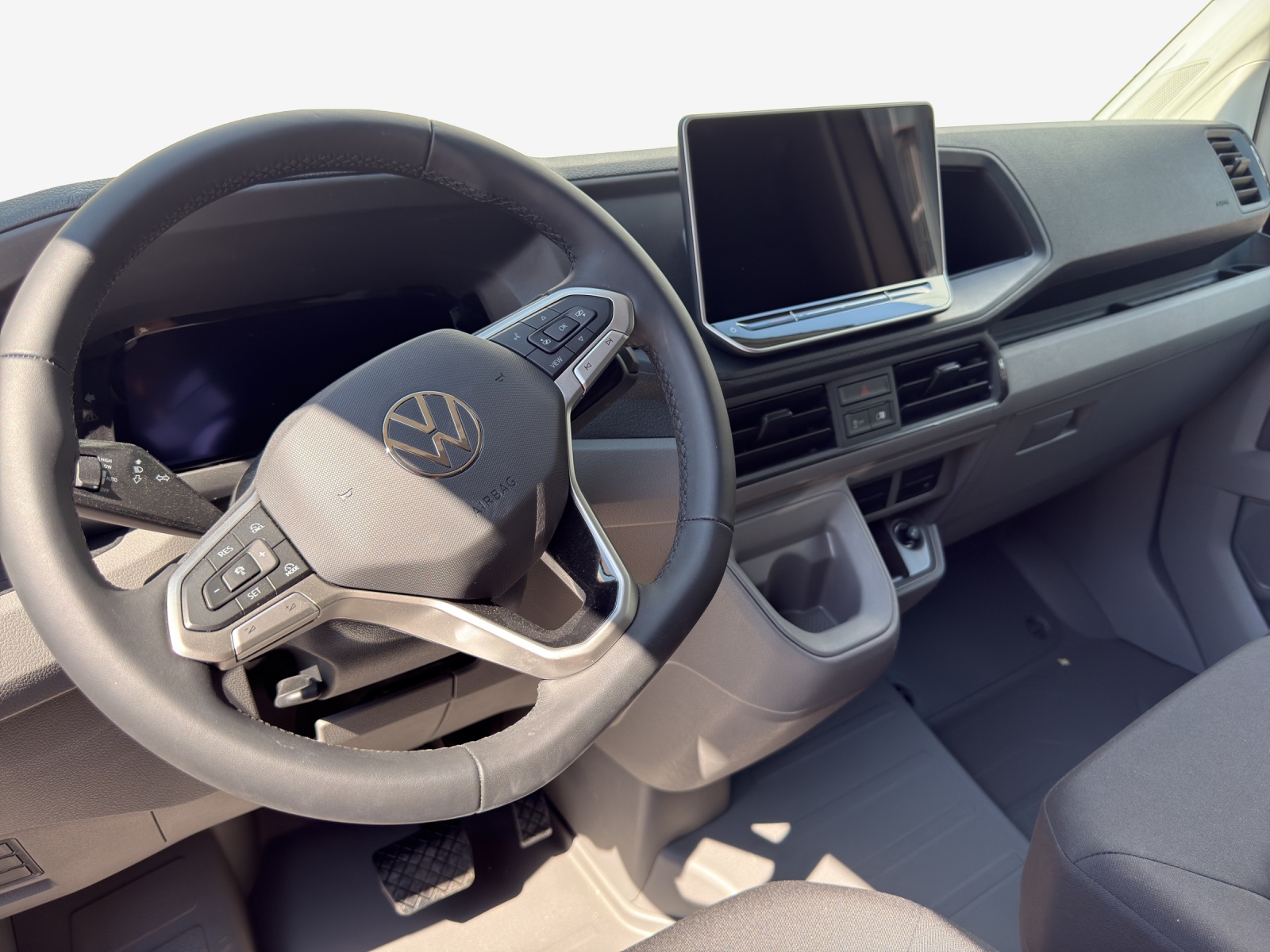 VW Crafter 35 2.0 BiTDI Entry L3 A-image-8