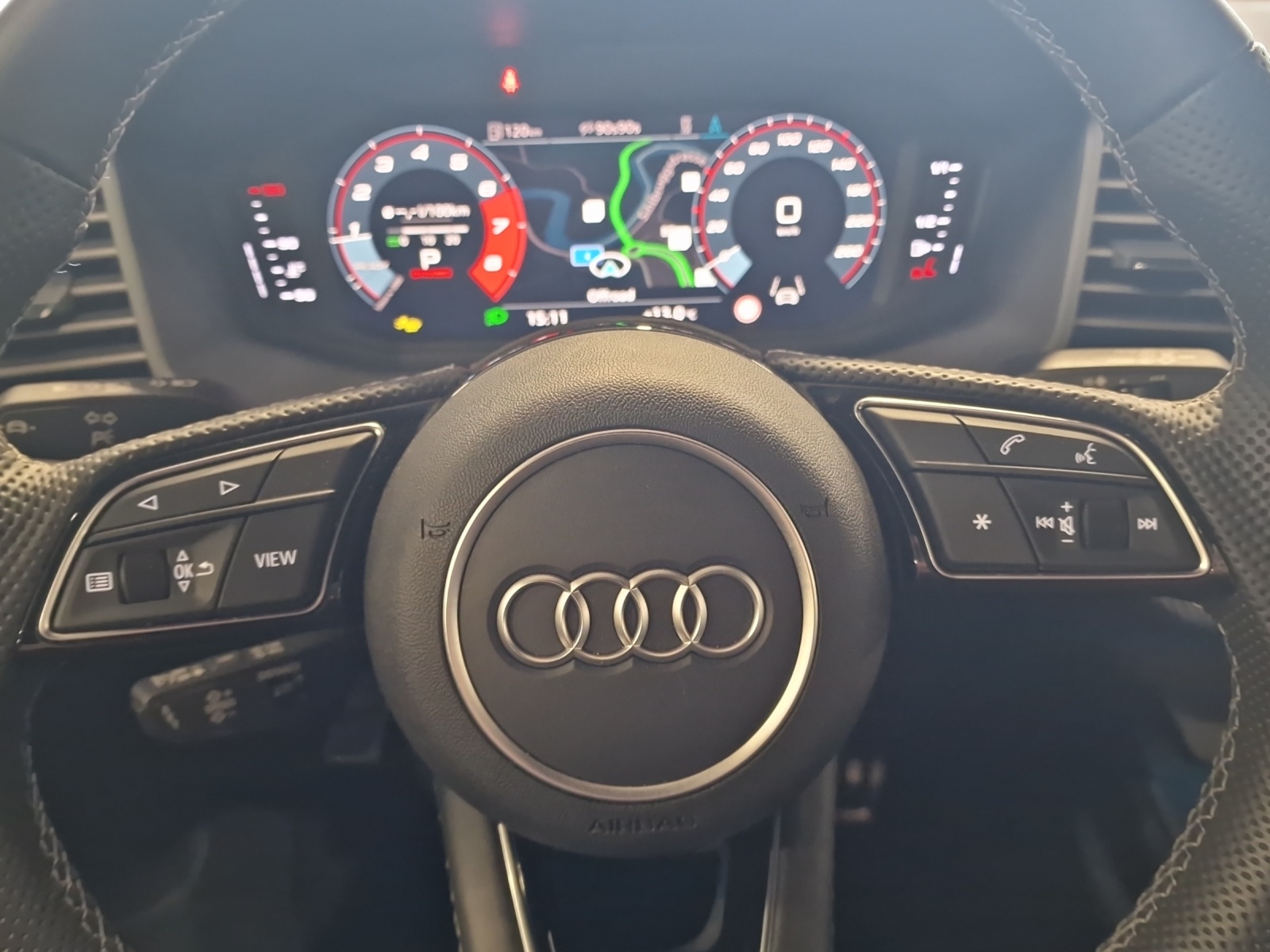 AUDI A1 Sportback 40 TFSI S Line S-tronic-image-9