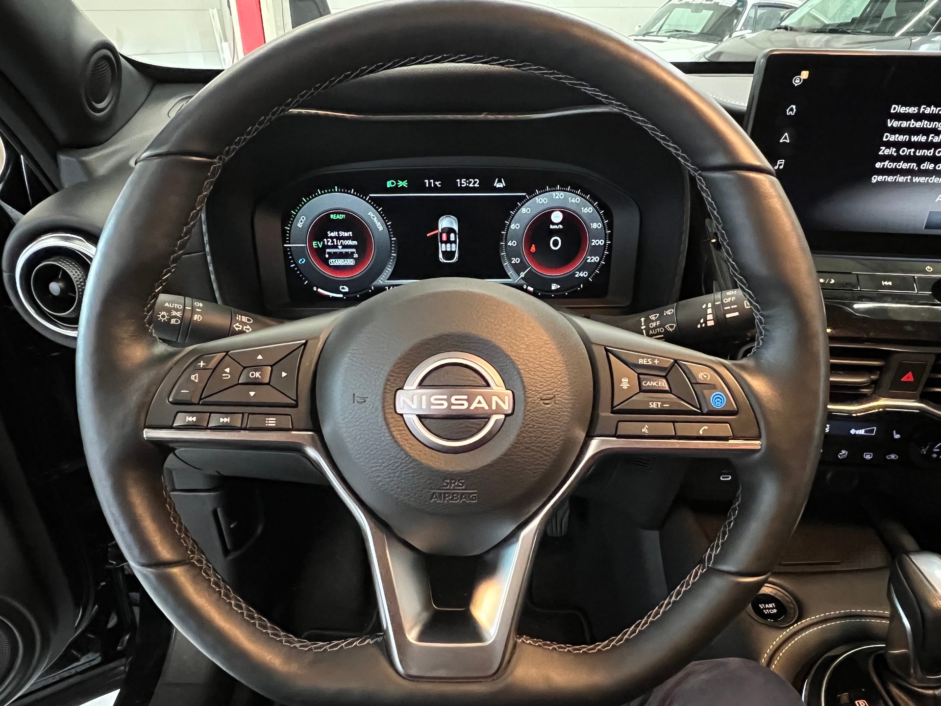 NISSAN Juke 1.6 FHEV Tekna-image-9