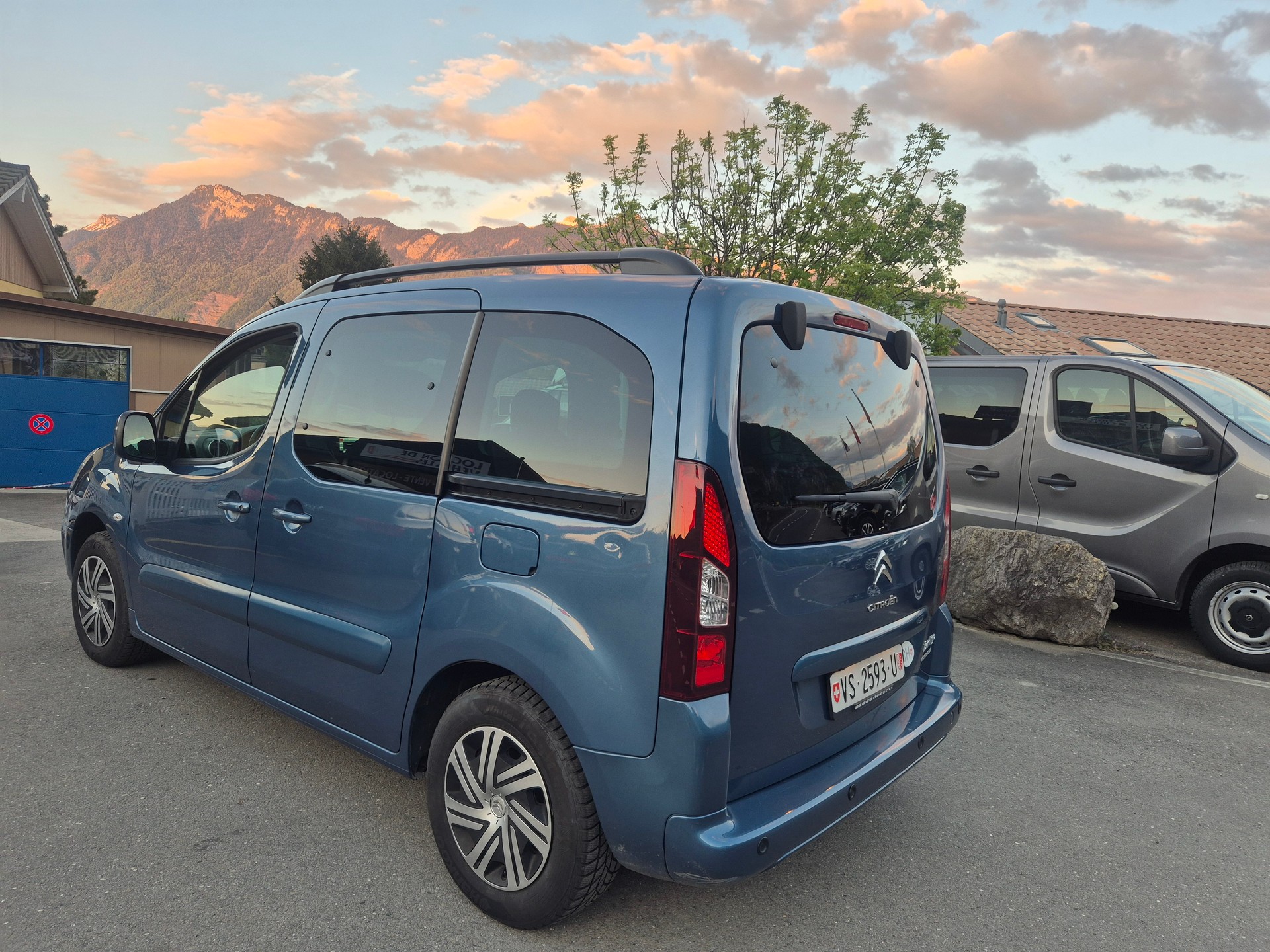 CITROEN Berlingo 1.6 BlueHDi Feel ETG6-image-2