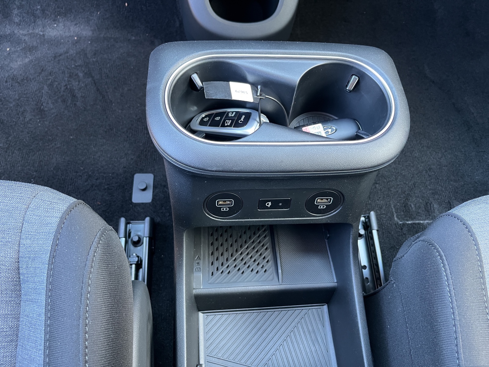 HYUNDAI Ioniq 5 77kWh Origo 4WD-image-11