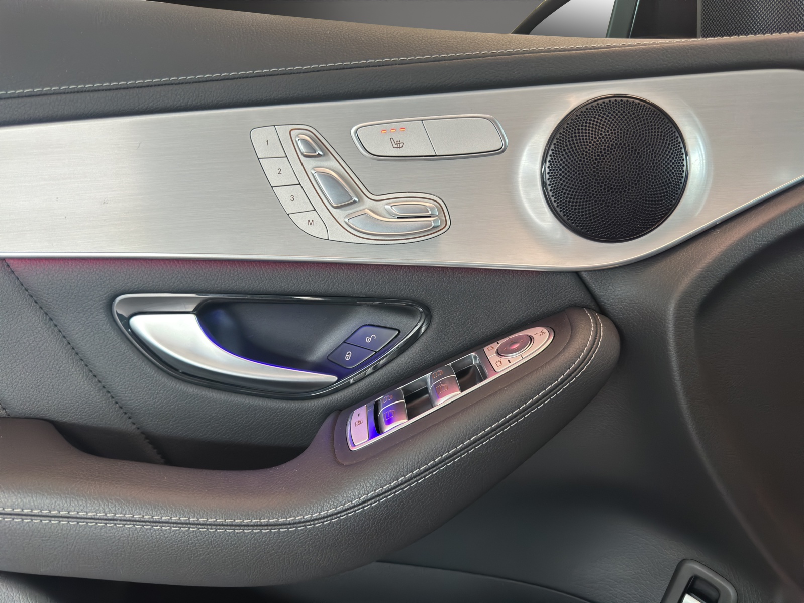 MERCEDES-BENZ GLC 43 AMG 4Matic-image-12