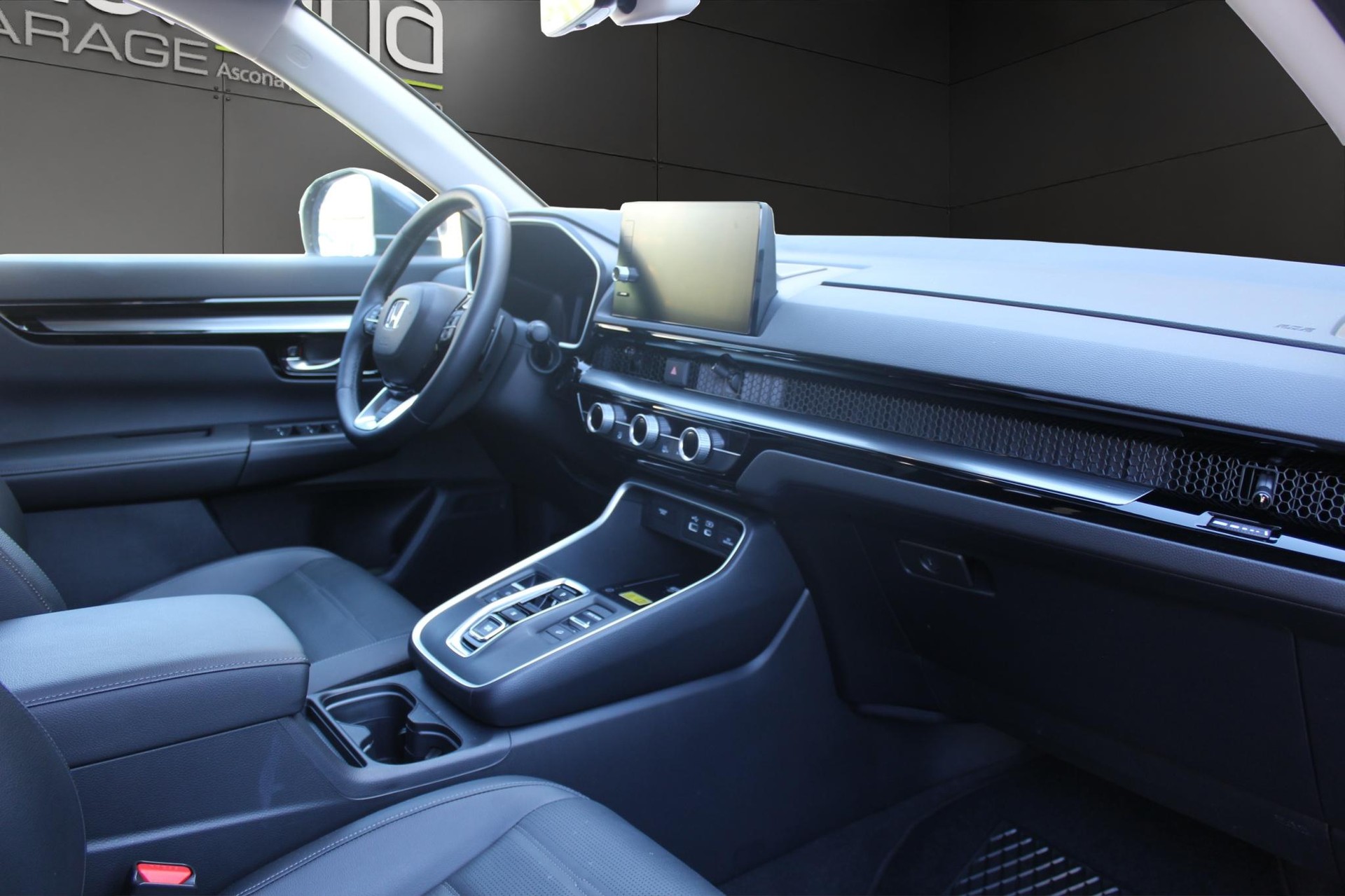 HONDA CR-V 2.0 i-MMD Elegance 4WD-image-8