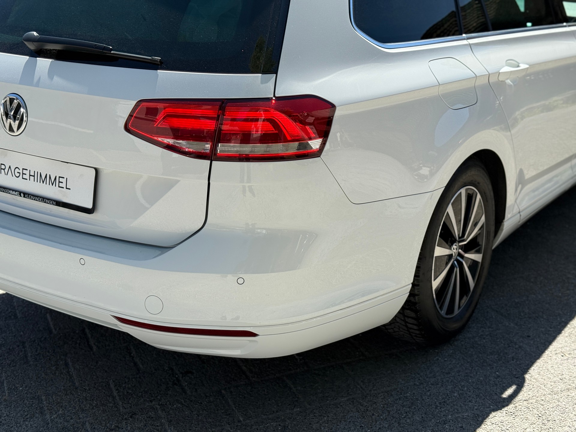 VW Passat Variant 2.0 TDI SCR BM Family DSG-image-5