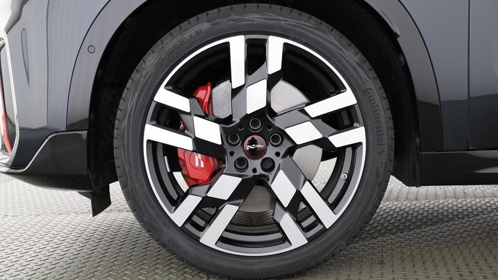 MINI John Cooper Works Countryman ALL4-image-7