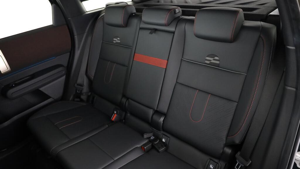 MINI John Cooper Works Countryman ALL4-image-21