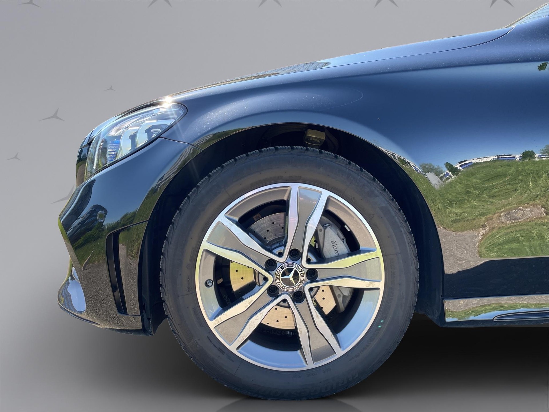 MERCEDES-BENZ C 200 4matic Coupé-image-2