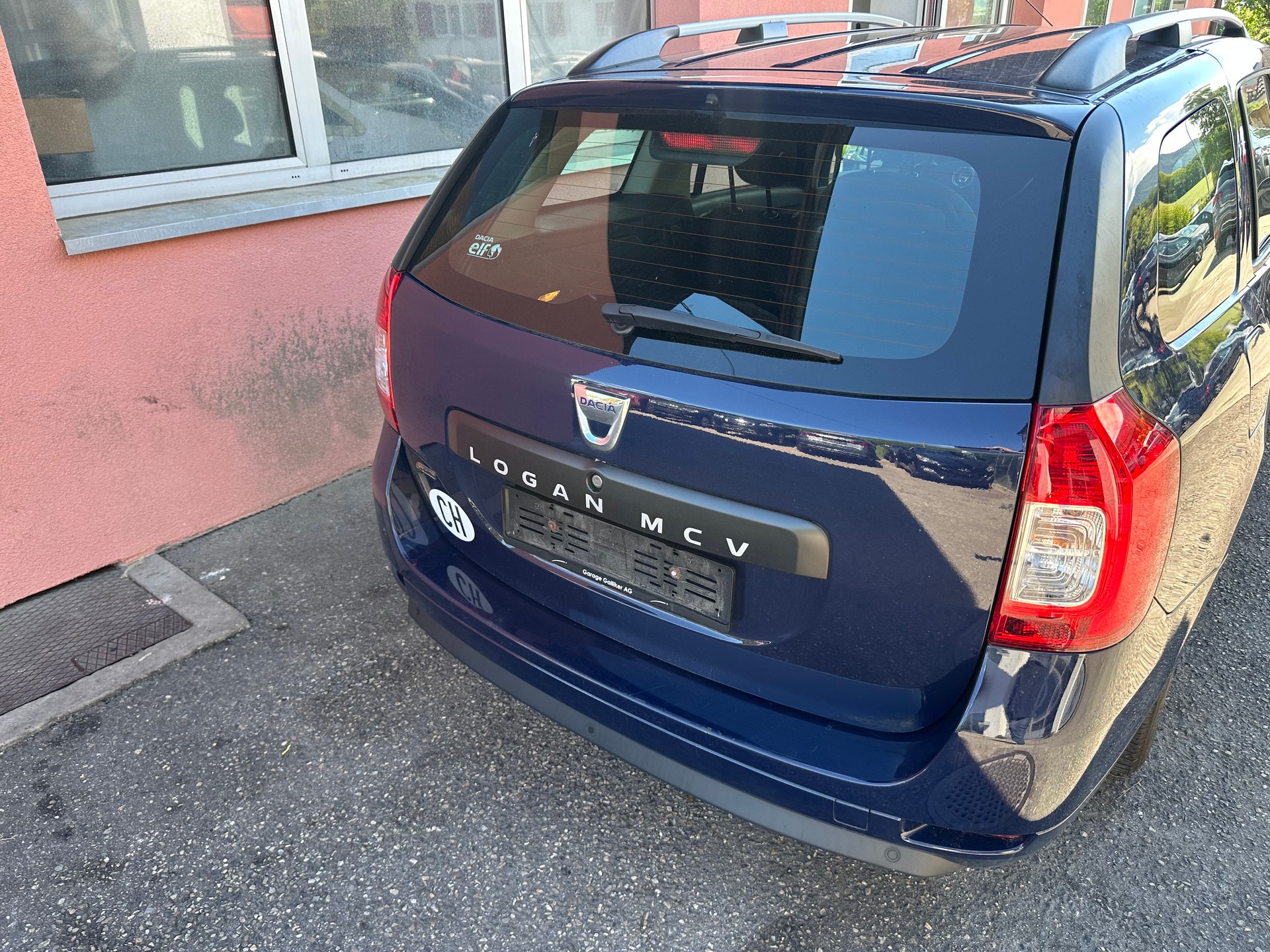 DACIA Logan MCV 0.9 Lauréate-image-2