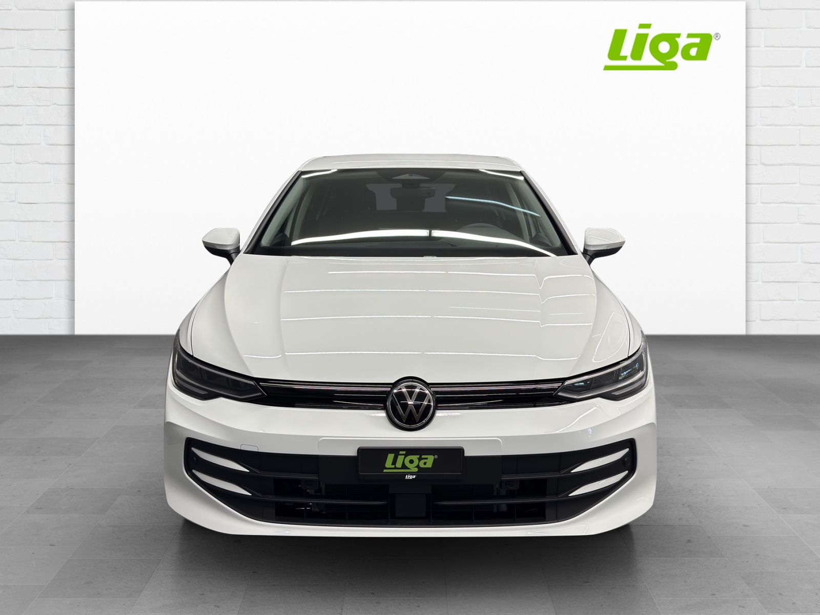VW Golf VIII 1.5 eTSI Value DSG-image-1