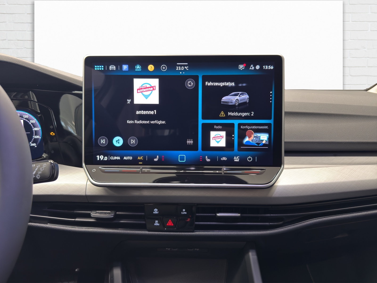 VW Golf VIII 1.5 eTSI Value DSG-image-8