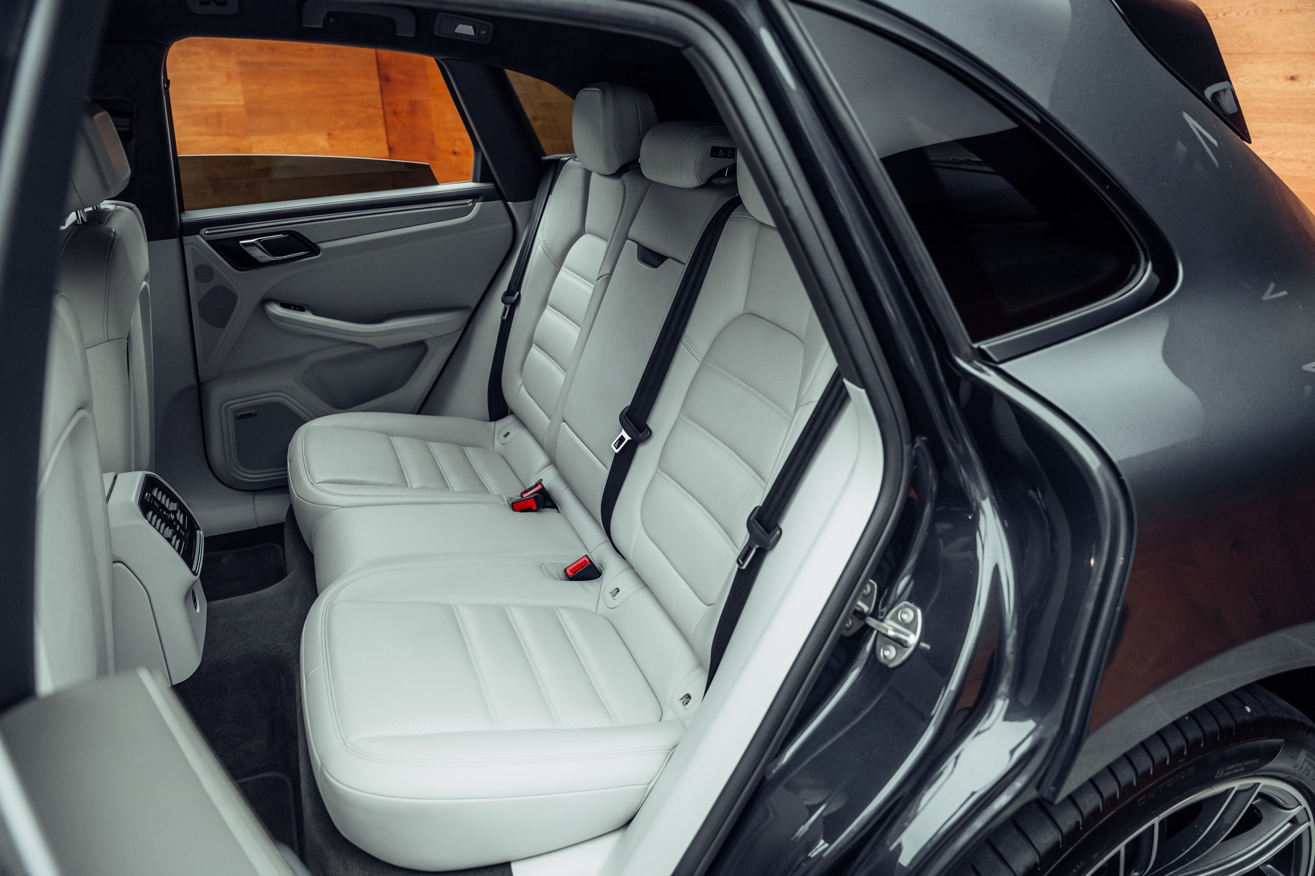 PORSCHE Macan Turbo PDK-image-7