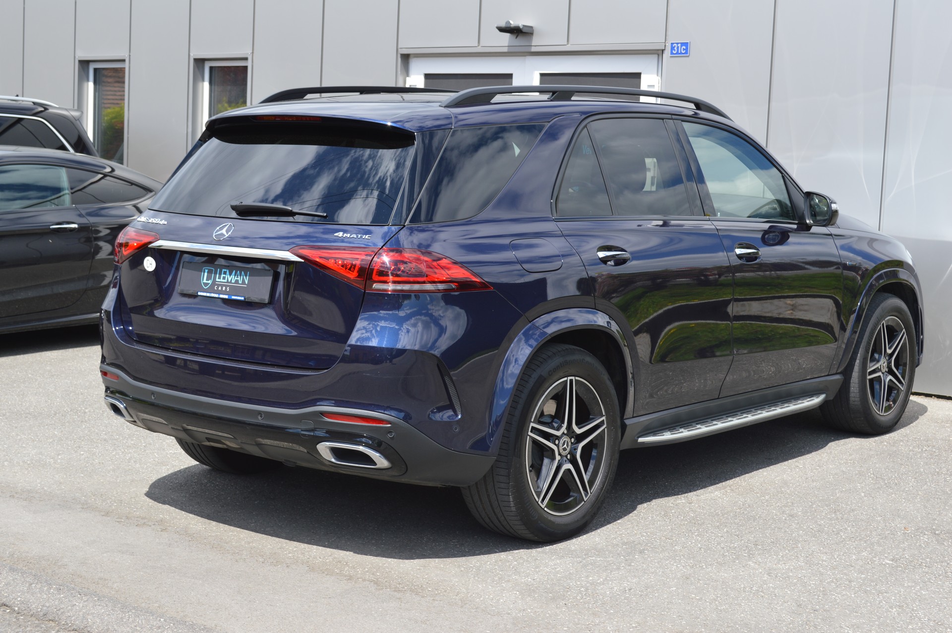 MERCEDES-BENZ GLE 350 de 4Matic AMG Line 9G-Tronic-image-4