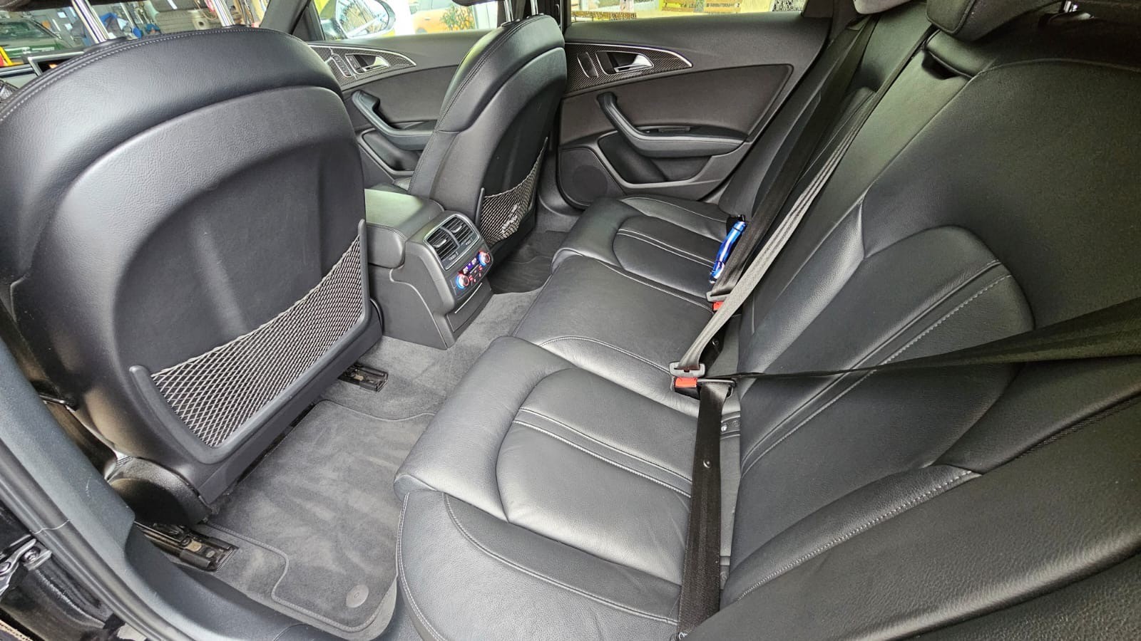 AUDI RS6 Avant 4.0 TFSI V8 quattro Tiptronic-image-6