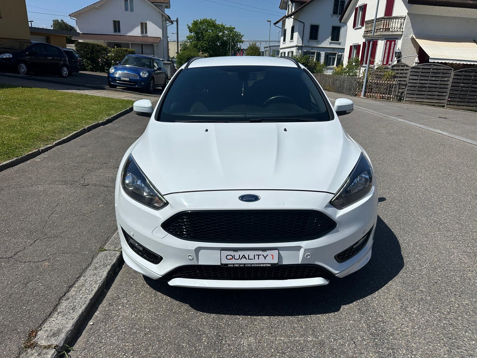 FORD Focus 1.0 SCTi ST Line Automatic-image-0