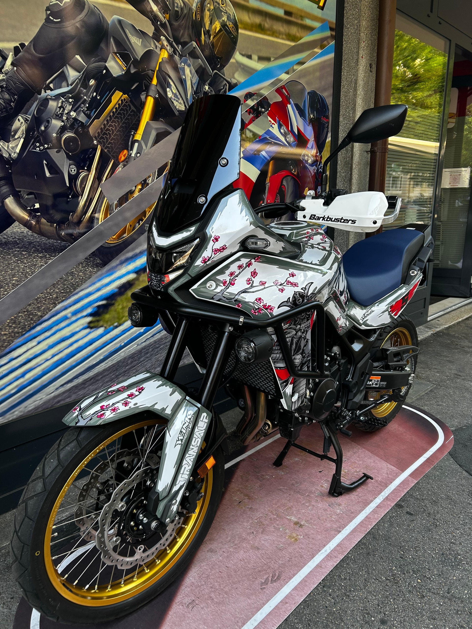 HONDA XL 750 Transalp-image-3
