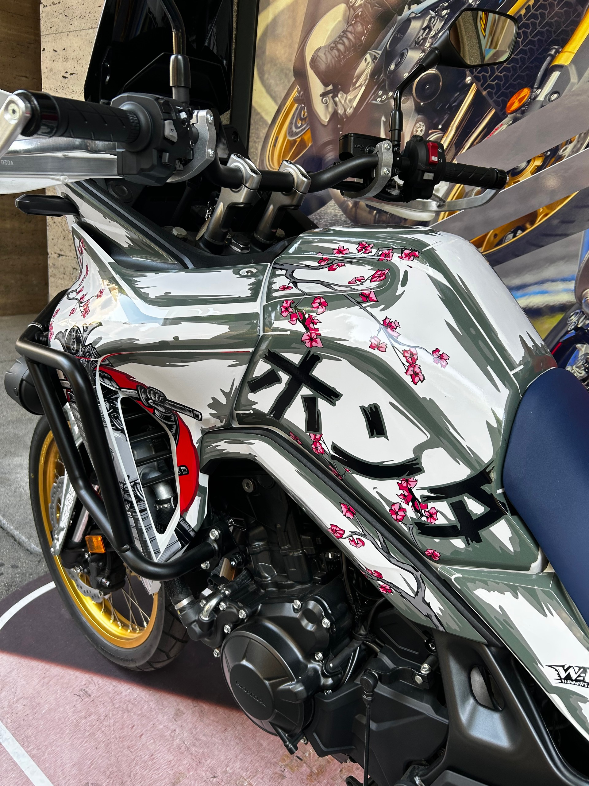 HONDA XL 750 Transalp-image-2