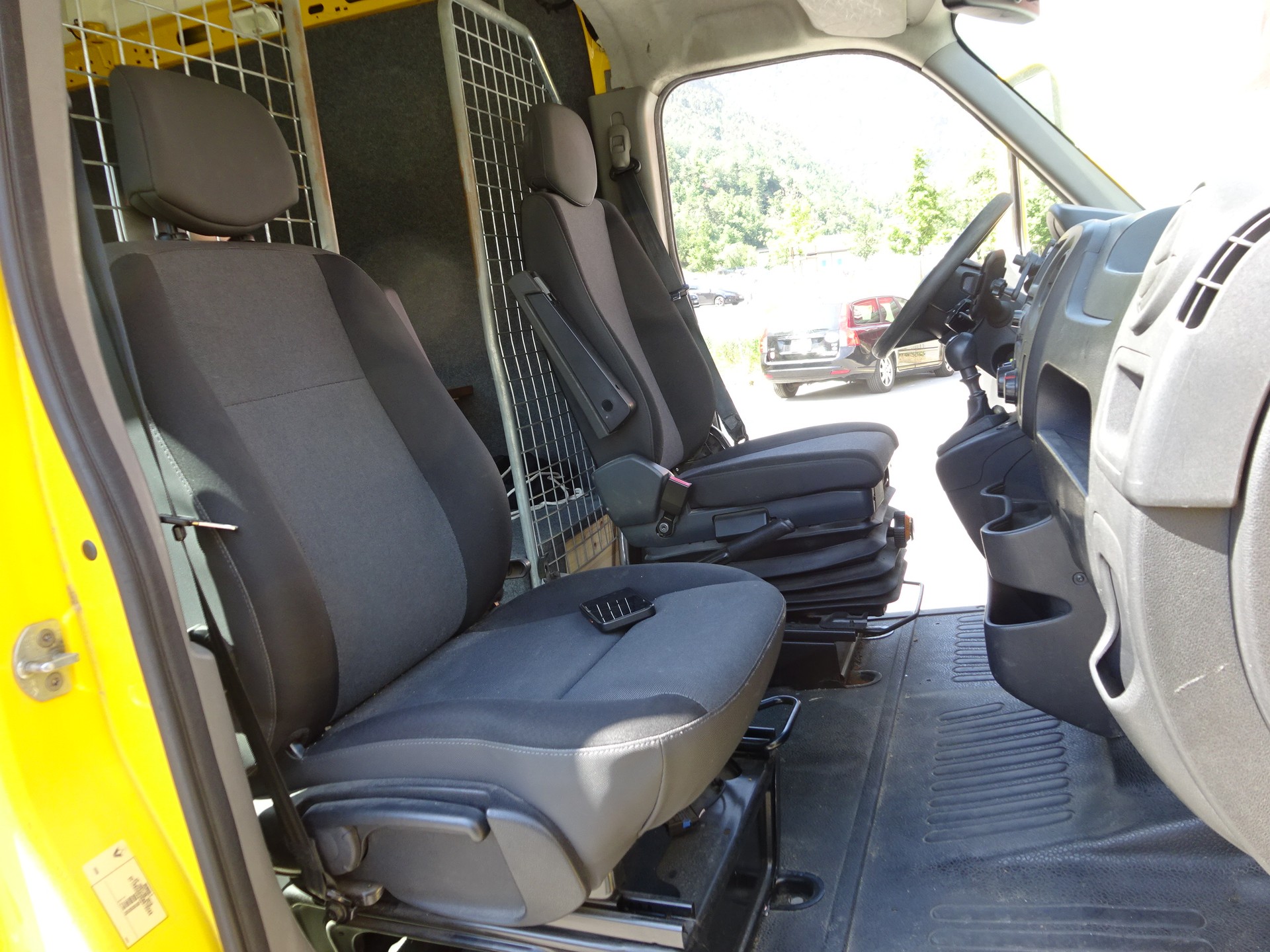 RENAULT Master T35 2.3dCi 130 L3H3-image-23