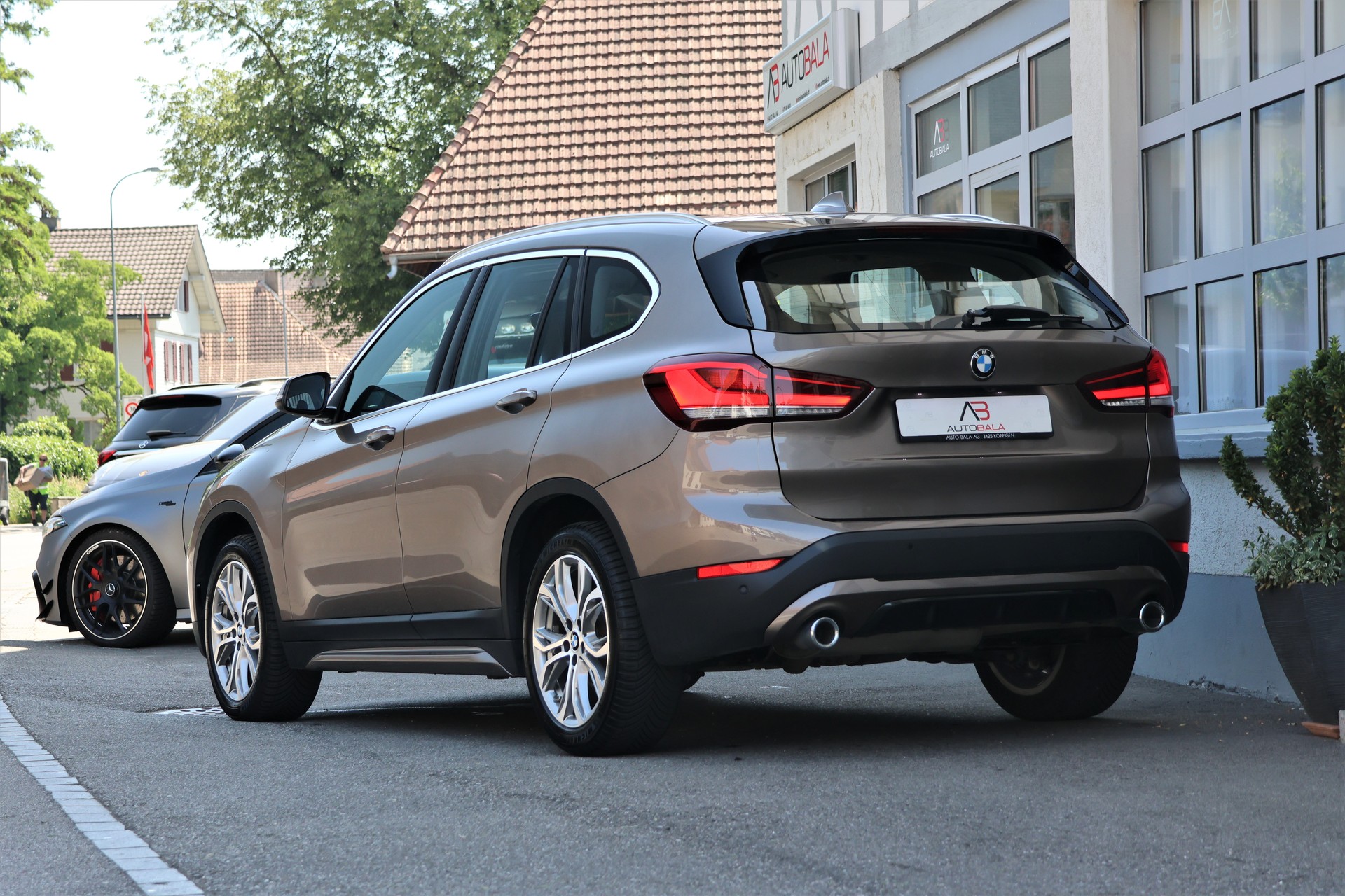 BMW X1 xDrive 18d Sport Line Steptronic-image-2
