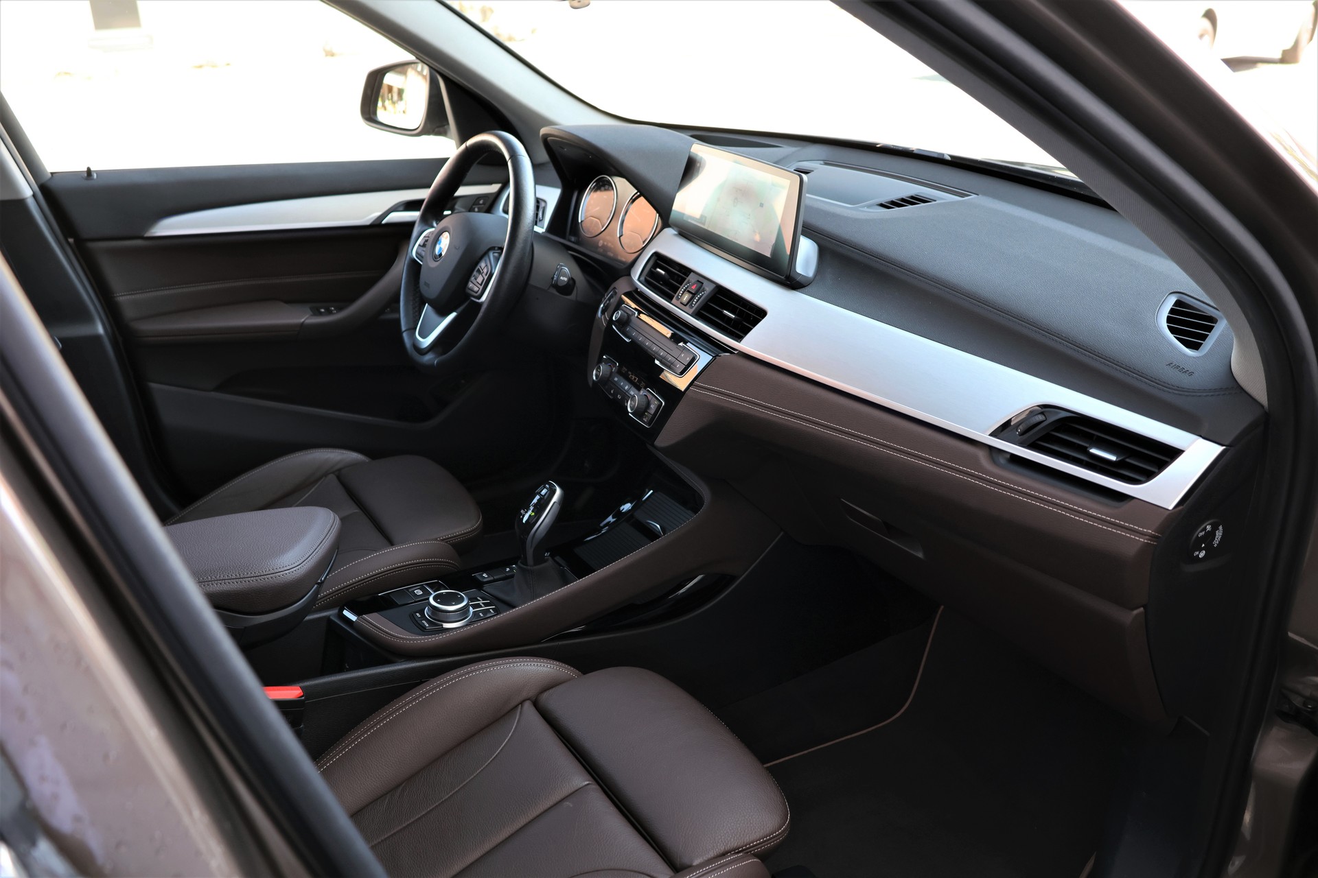 BMW X1 xDrive 18d Sport Line Steptronic-image-15