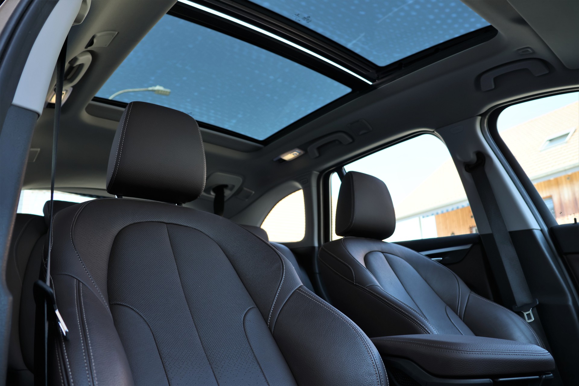 BMW X1 xDrive 18d Sport Line Steptronic-image-17