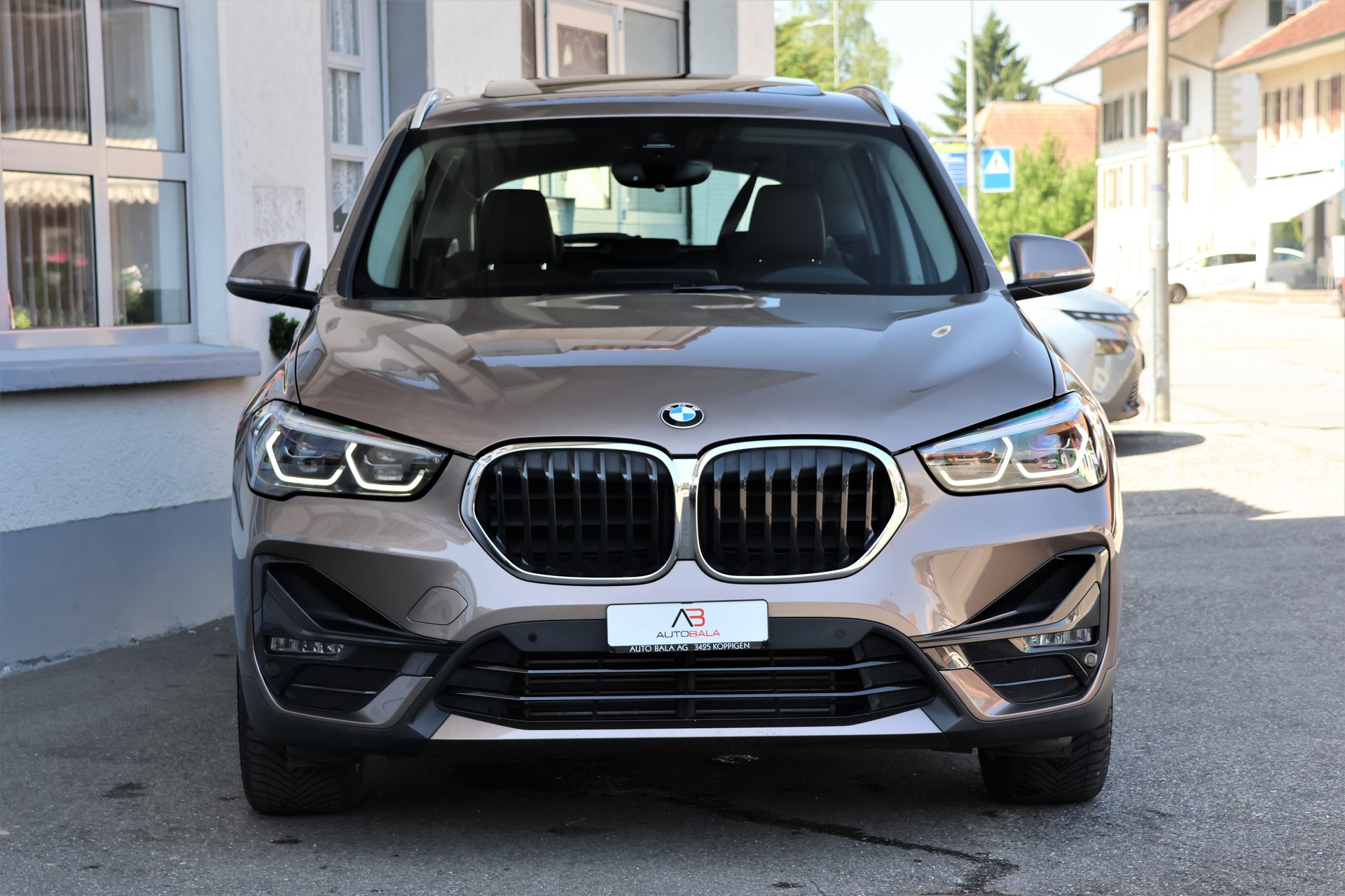 BMW X1 xDrive 18d Sport Line Steptronic-image-1