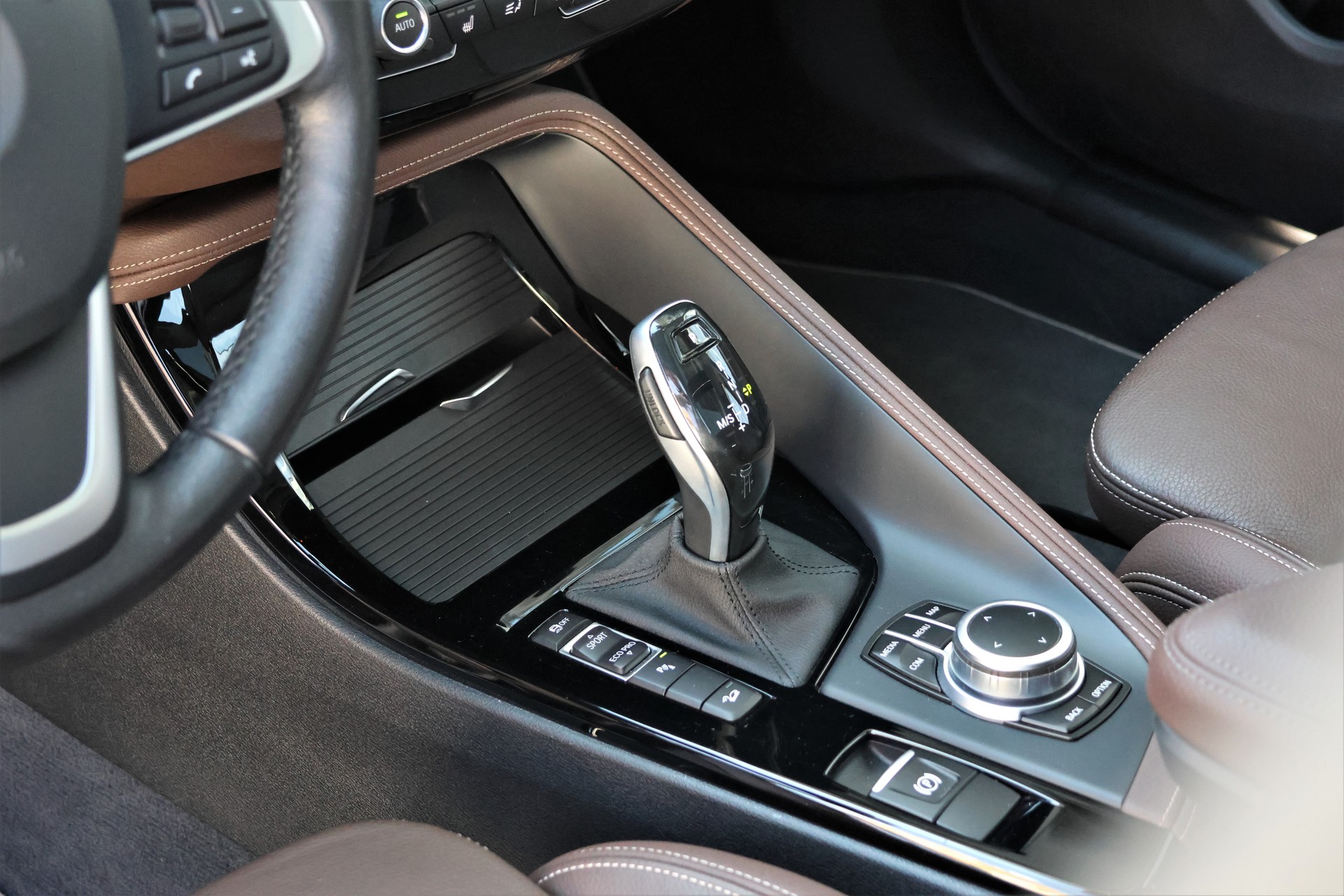 BMW X1 xDrive 18d Sport Line Steptronic-image-10