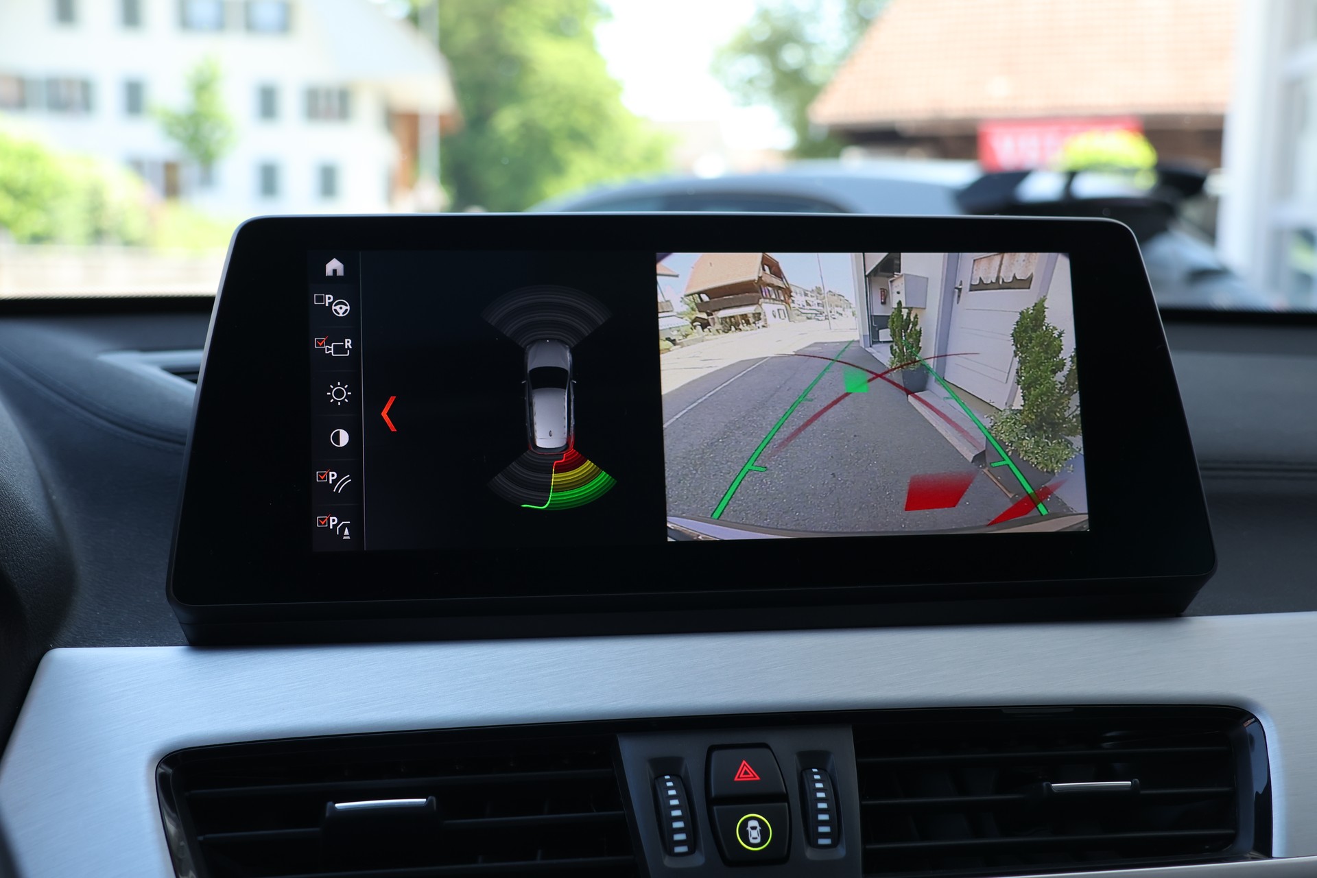 BMW X1 xDrive 18d Sport Line Steptronic-image-19