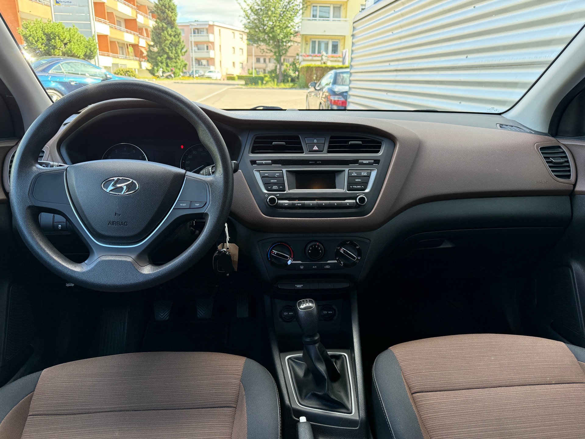 HYUNDAI i20 1.2 Origo-image-6