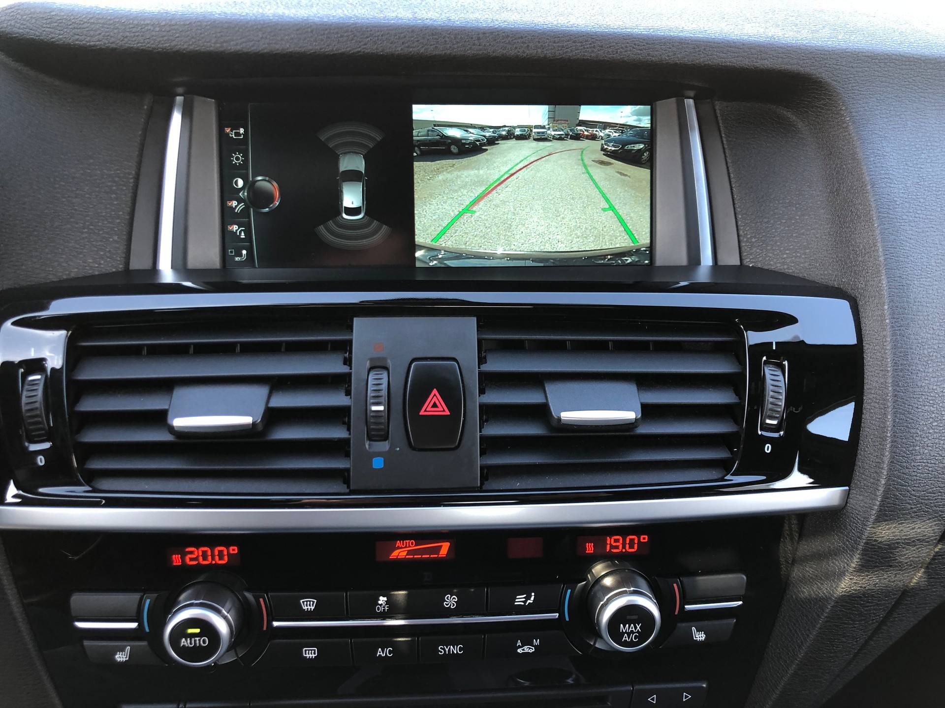 BMW X4 xDrive 30d M-Sport Steptronic-image-9