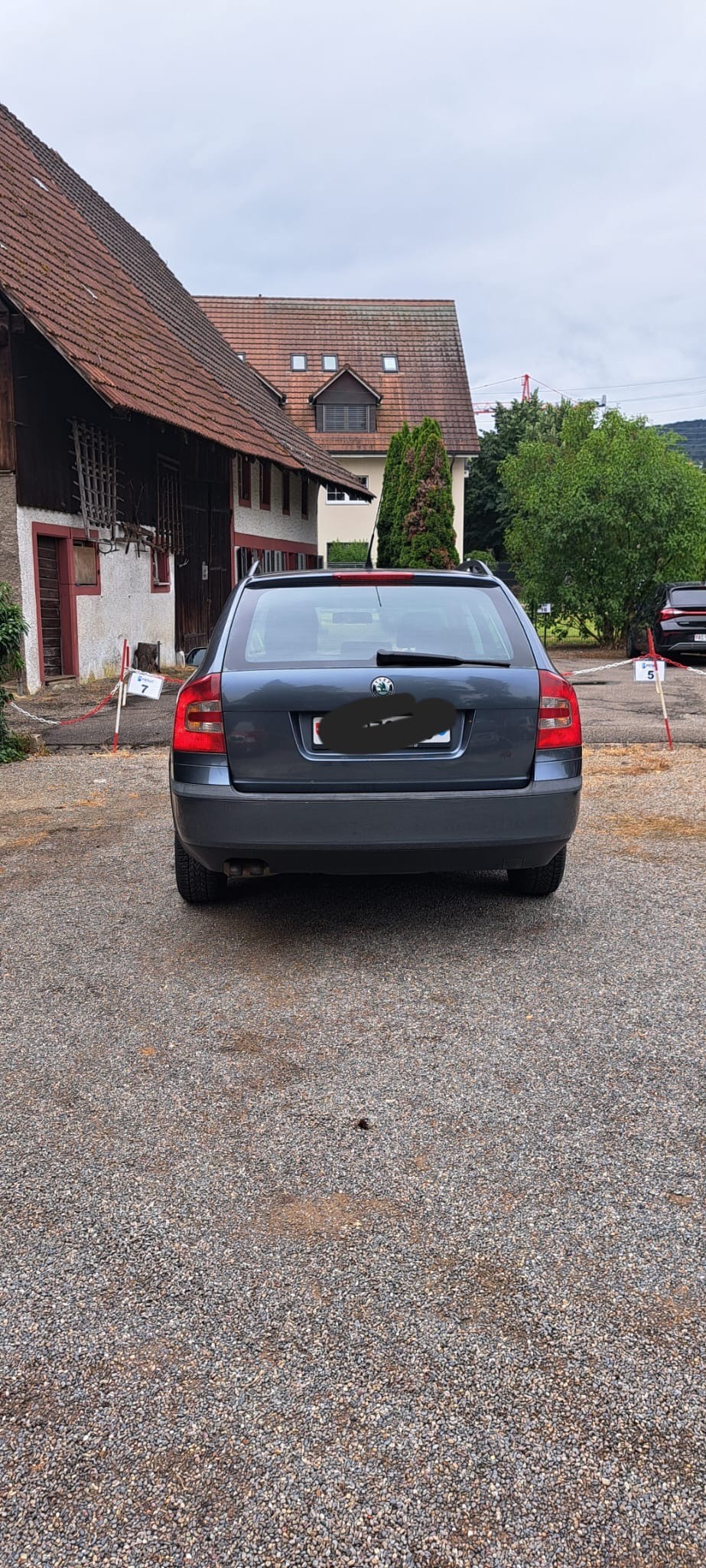 SKODA 1.9 TDI 105 Elegance DSG-image-1