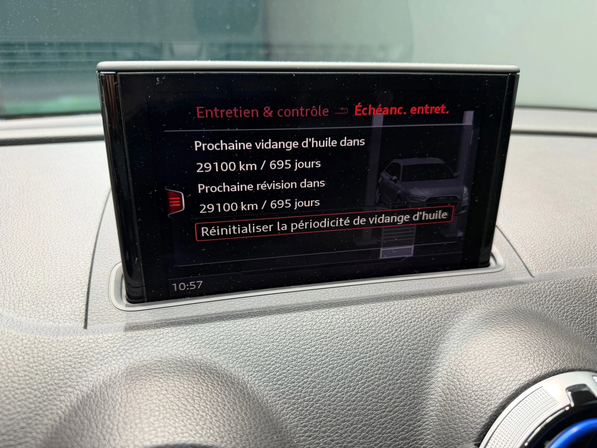 AUDI RS3 Sportback 2.5 TSI quattro S-tronic-image-22