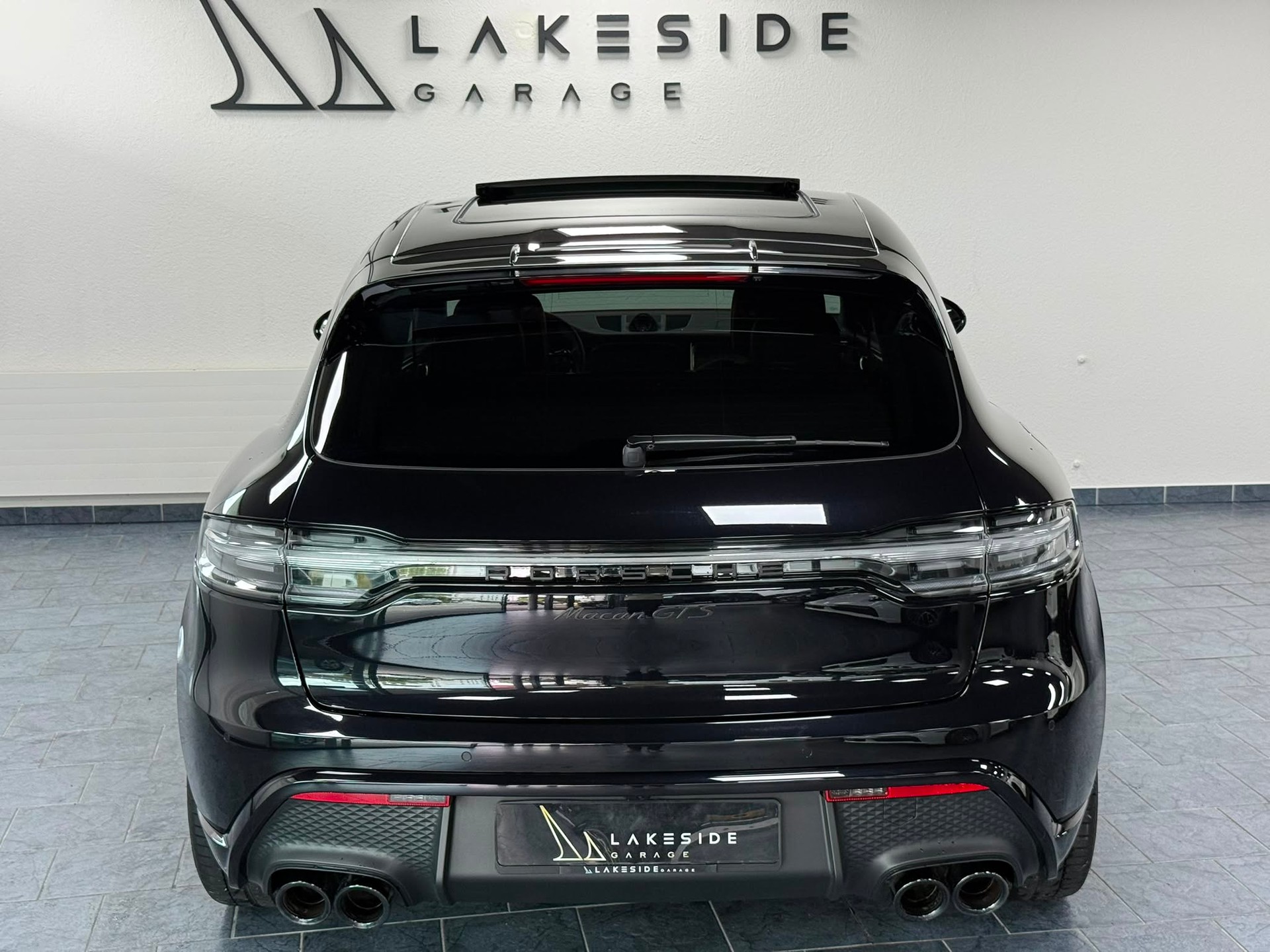PORSCHE Macan GTS PDK-image-4