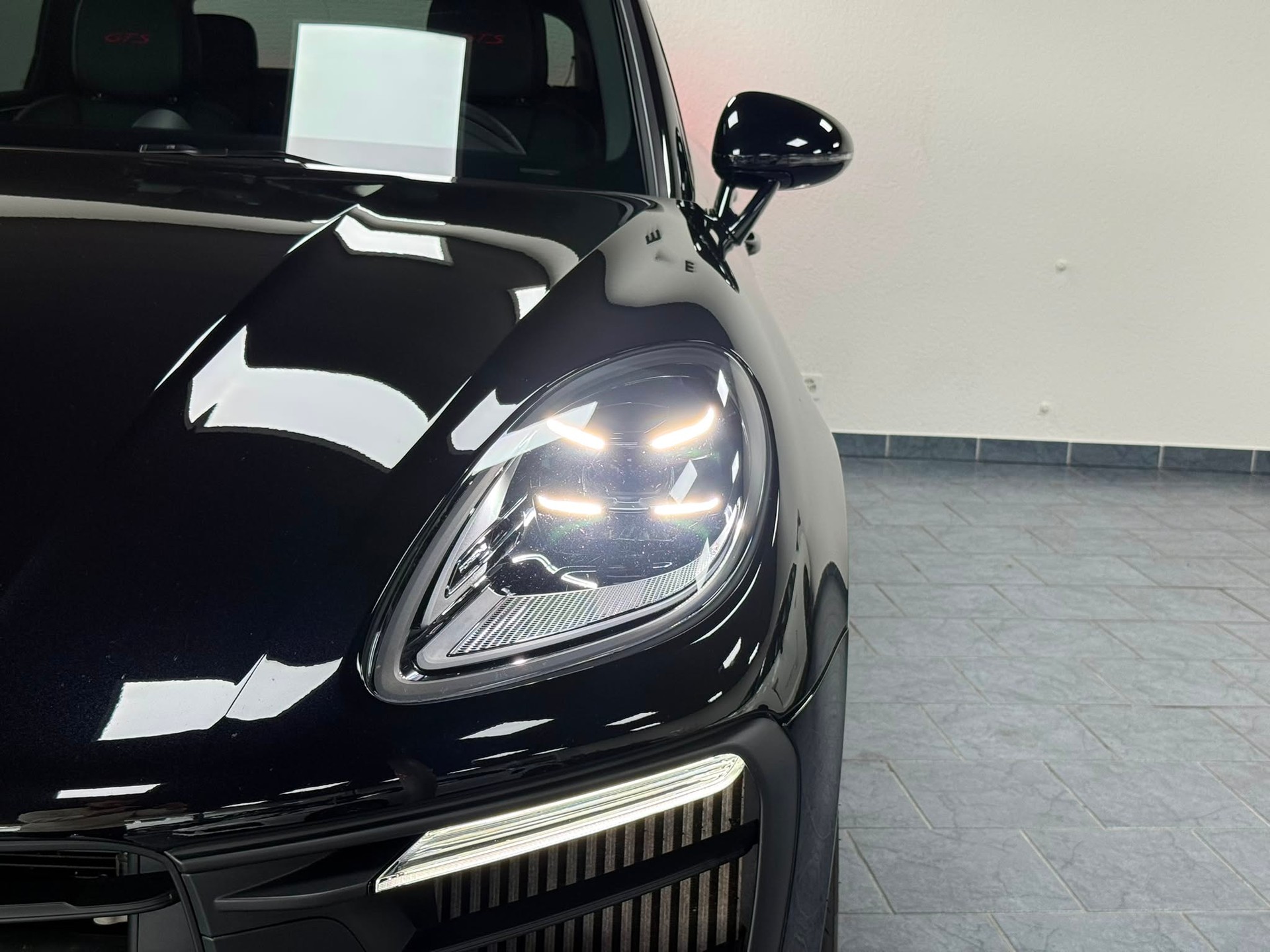 PORSCHE Macan GTS PDK-image-8