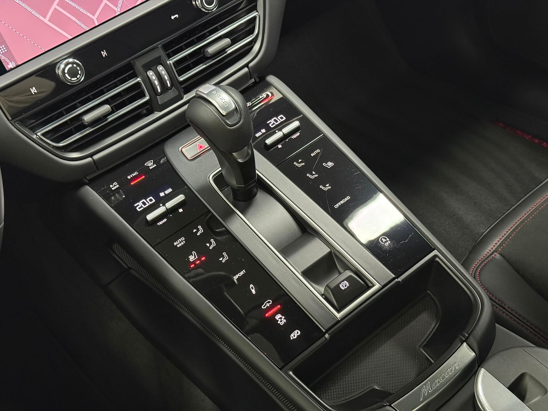 PORSCHE Macan GTS PDK-image-24