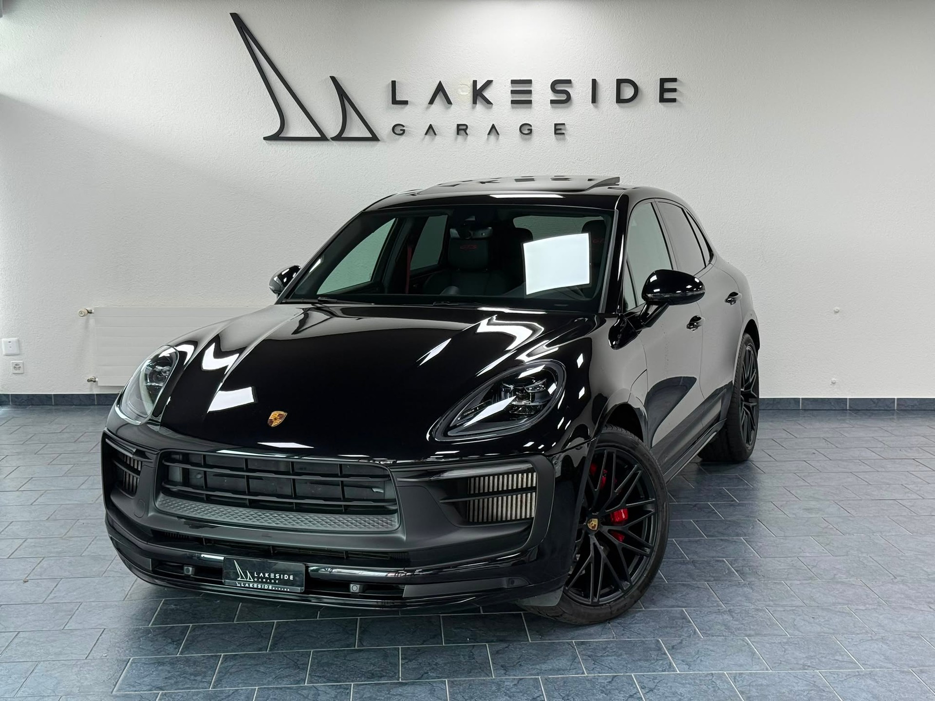 PORSCHE Macan GTS PDK-image-6